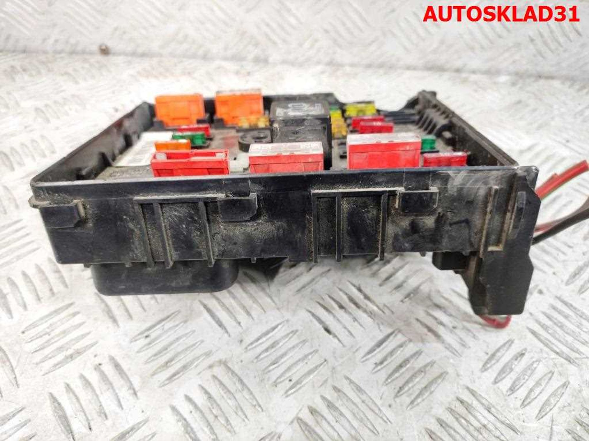 Блок предохранителей VW Passat B6 3C0937125, 1300 рублей, Дубовое