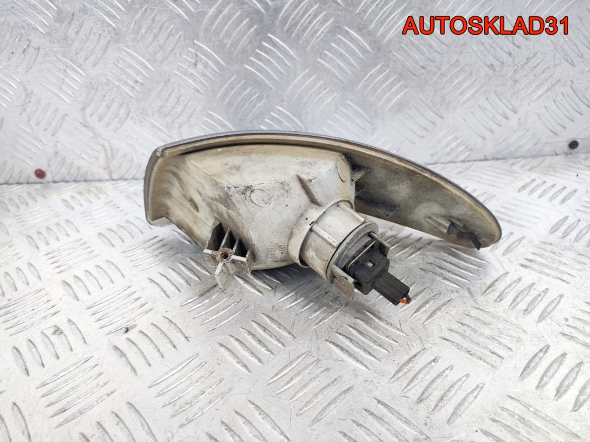 Указатель поворота правый белый Ford Mondeo 1, 500 рублей, Дубовое