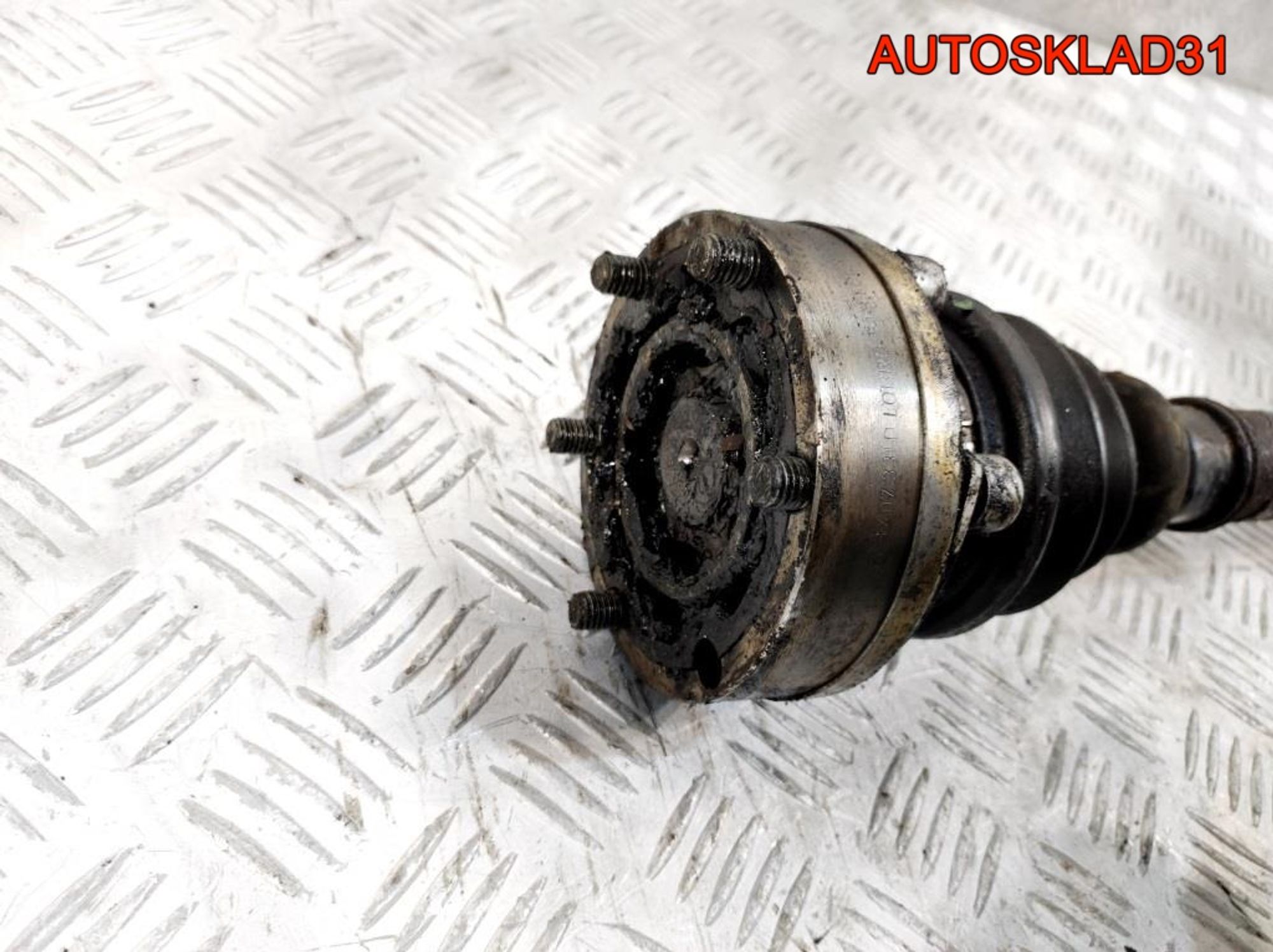 Привод передний правый Audi 100 C3 443407331D, 2300 рублей, Дубовое