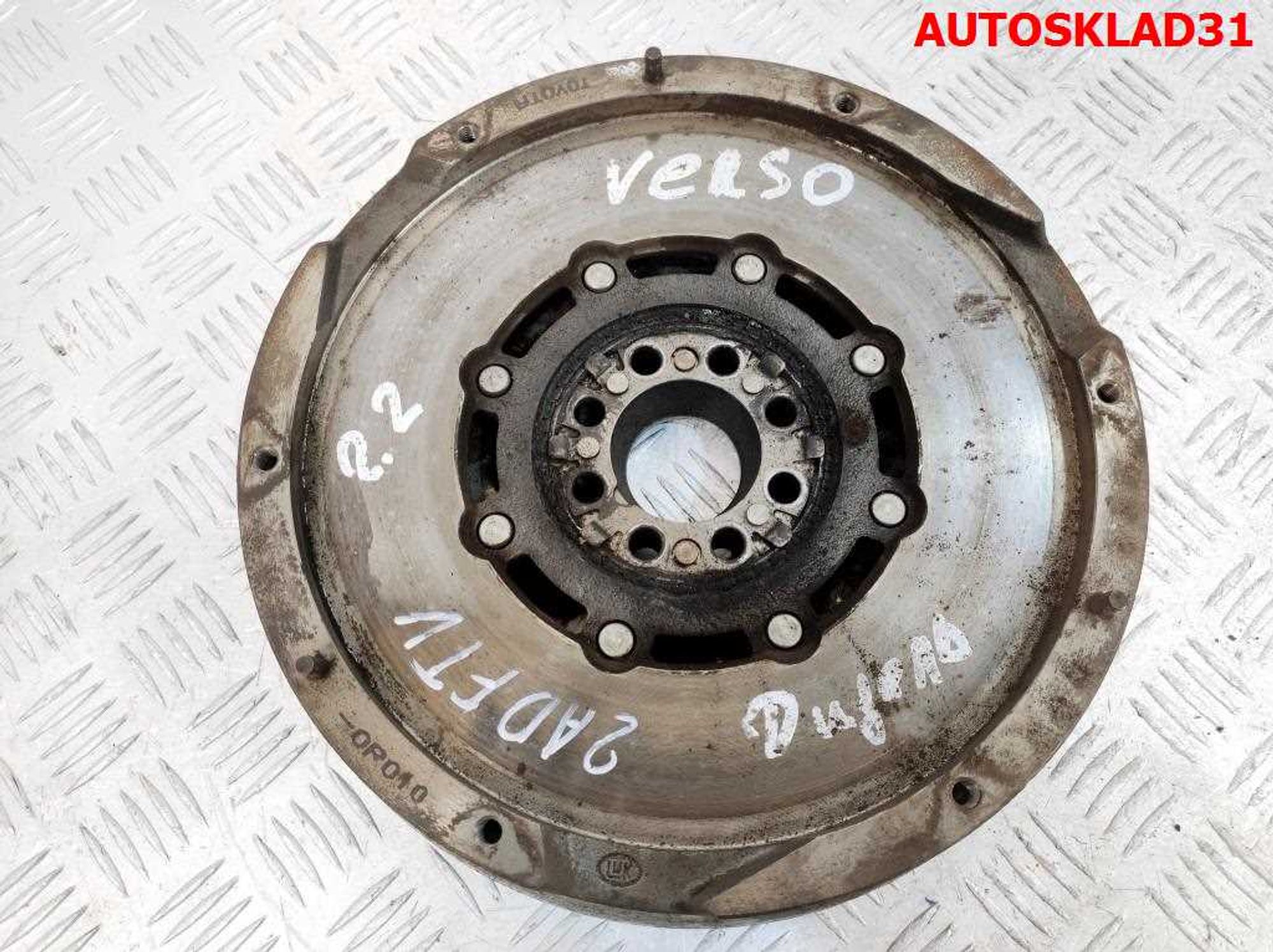 Маховик со сцеплением Toyota Corolla Verso 2,2 2ADFT 134500R010, 7500 рублей, Дубовое