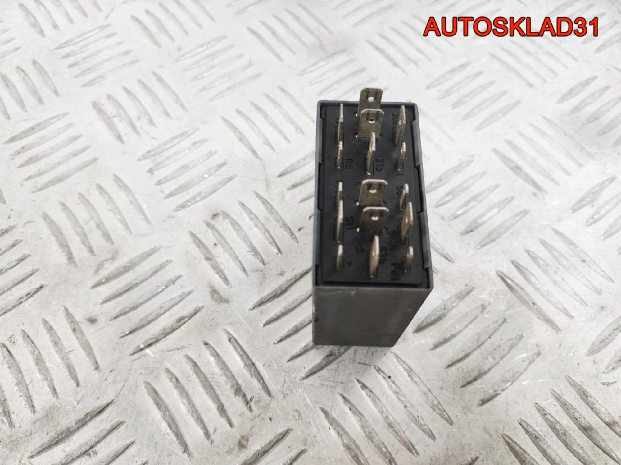 Реле стеклоочистителей VW Passat B5+ 1J0955531, 1400 рублей, Дубовое