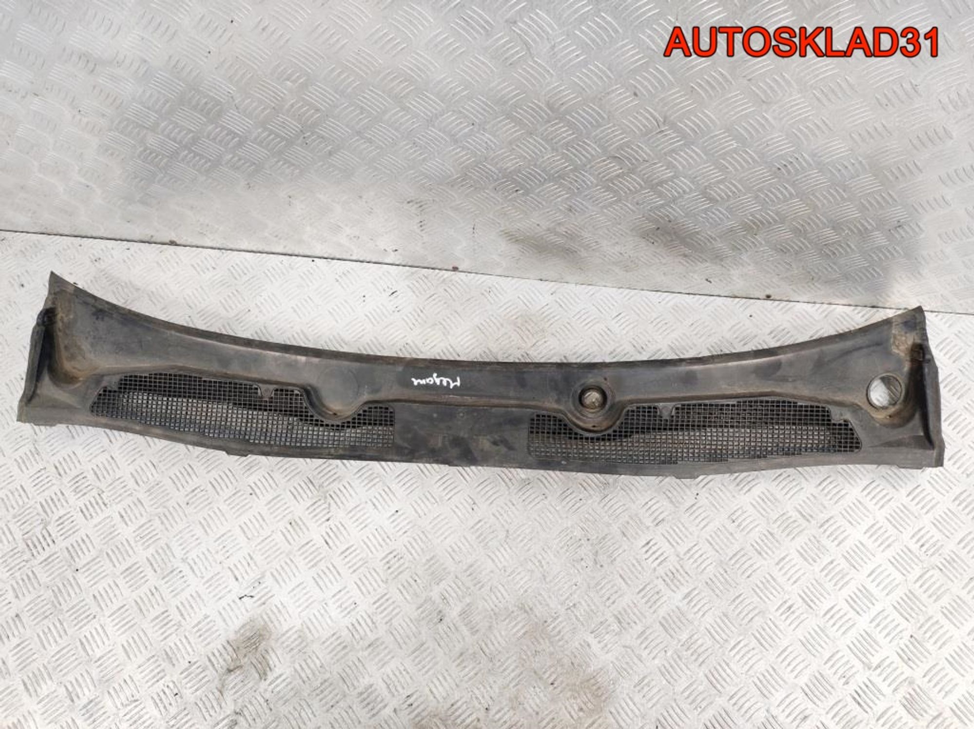 Решетка стеклоочистителя Renault Megane 3 668110003R, 1600 рублей, Дубовое