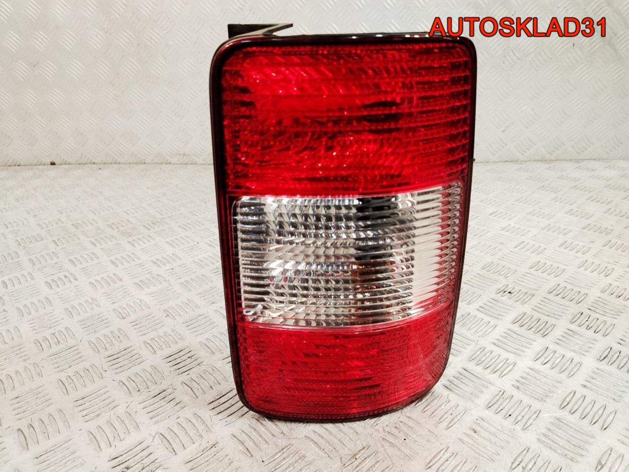 Фонарь задний правый Volkswagen 2004-2010 2K0945112A, 7000 рублей, Дубовое
