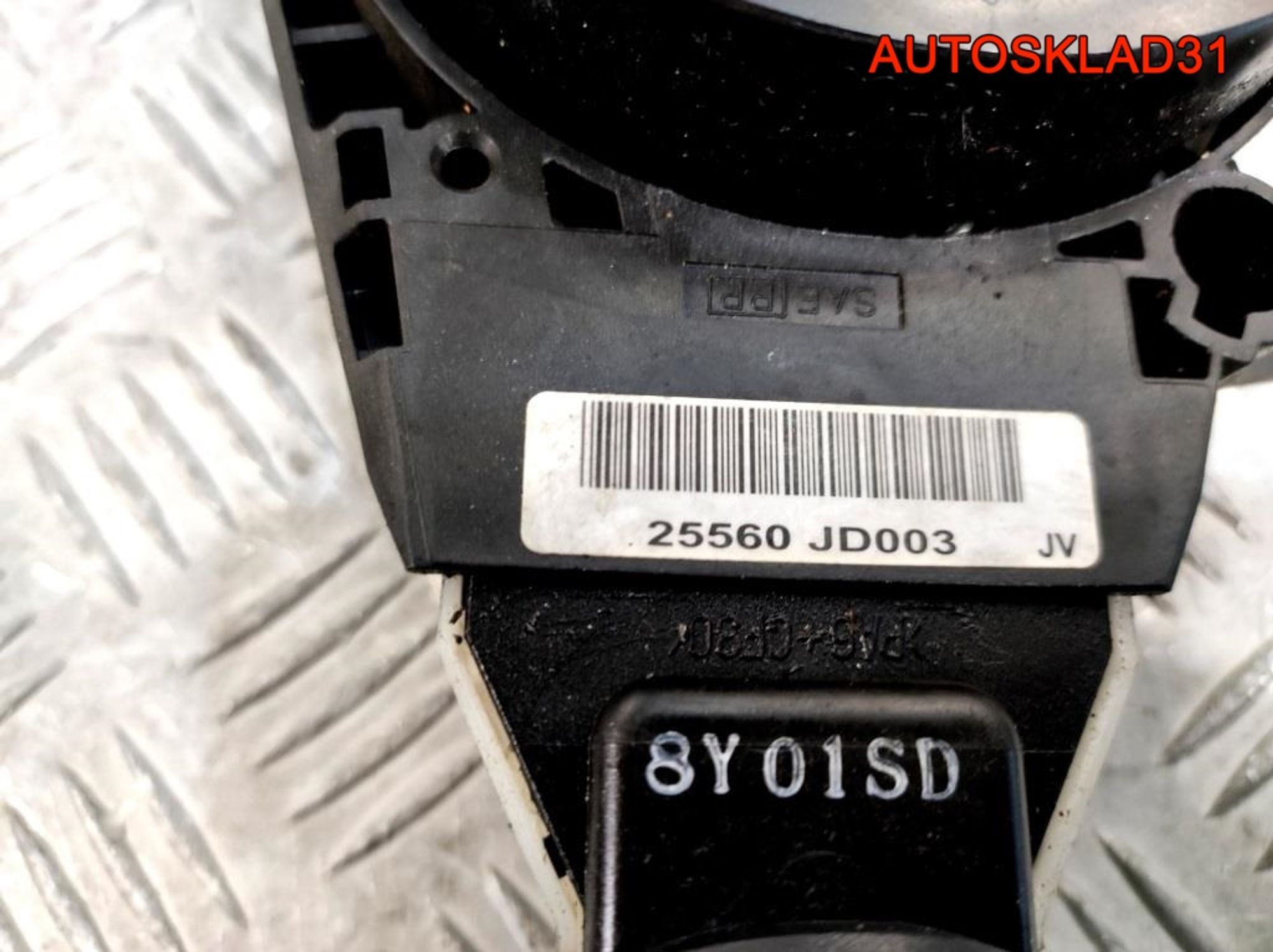 Переключатель подрулевой Nissan Qashqai J10 25560JD003, 4500 рублей, Дубовое