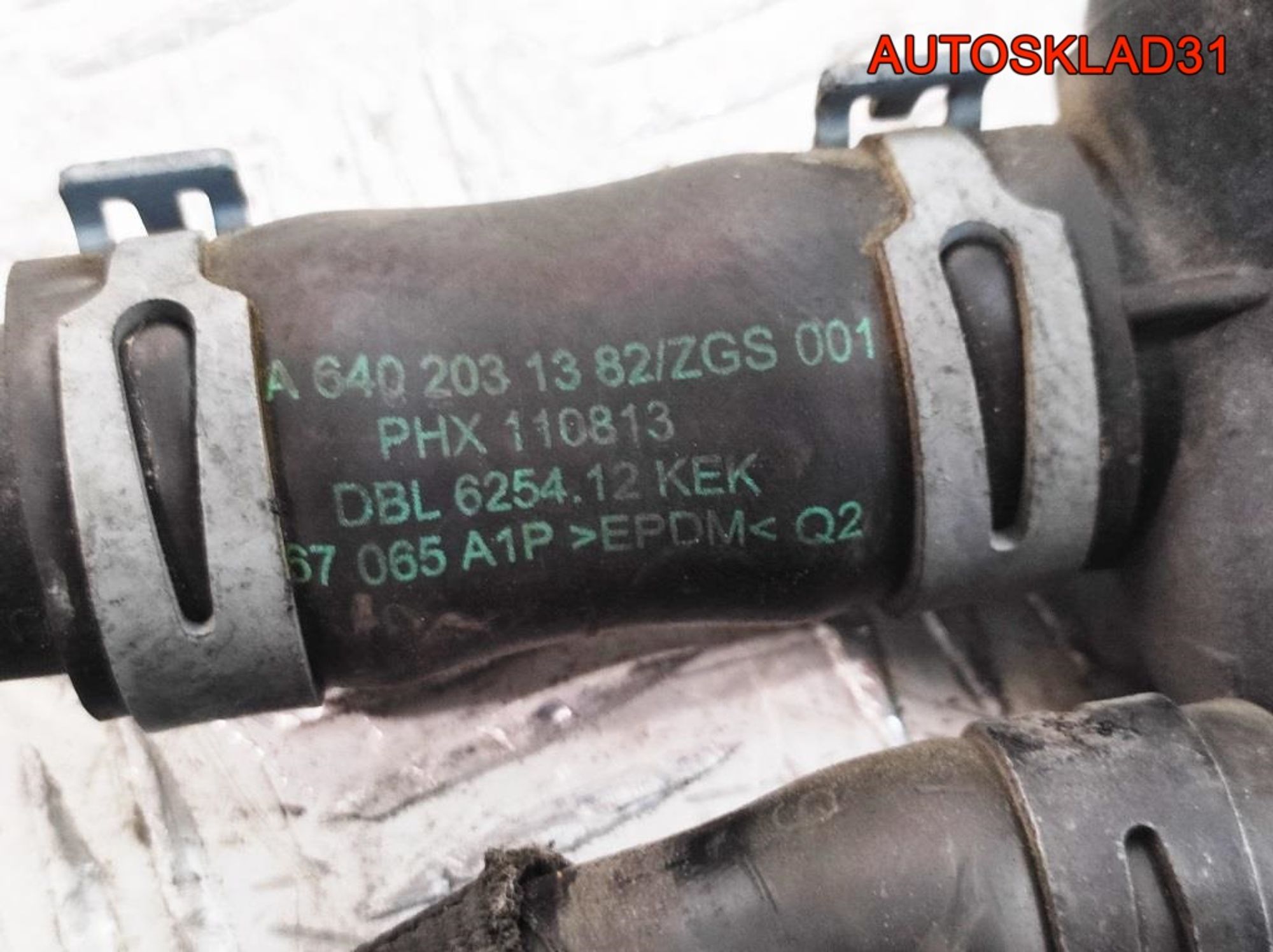 Патрубок радиатора Mercedes W169 OM640.940 A6402032182, 2500 рублей, Дубовое