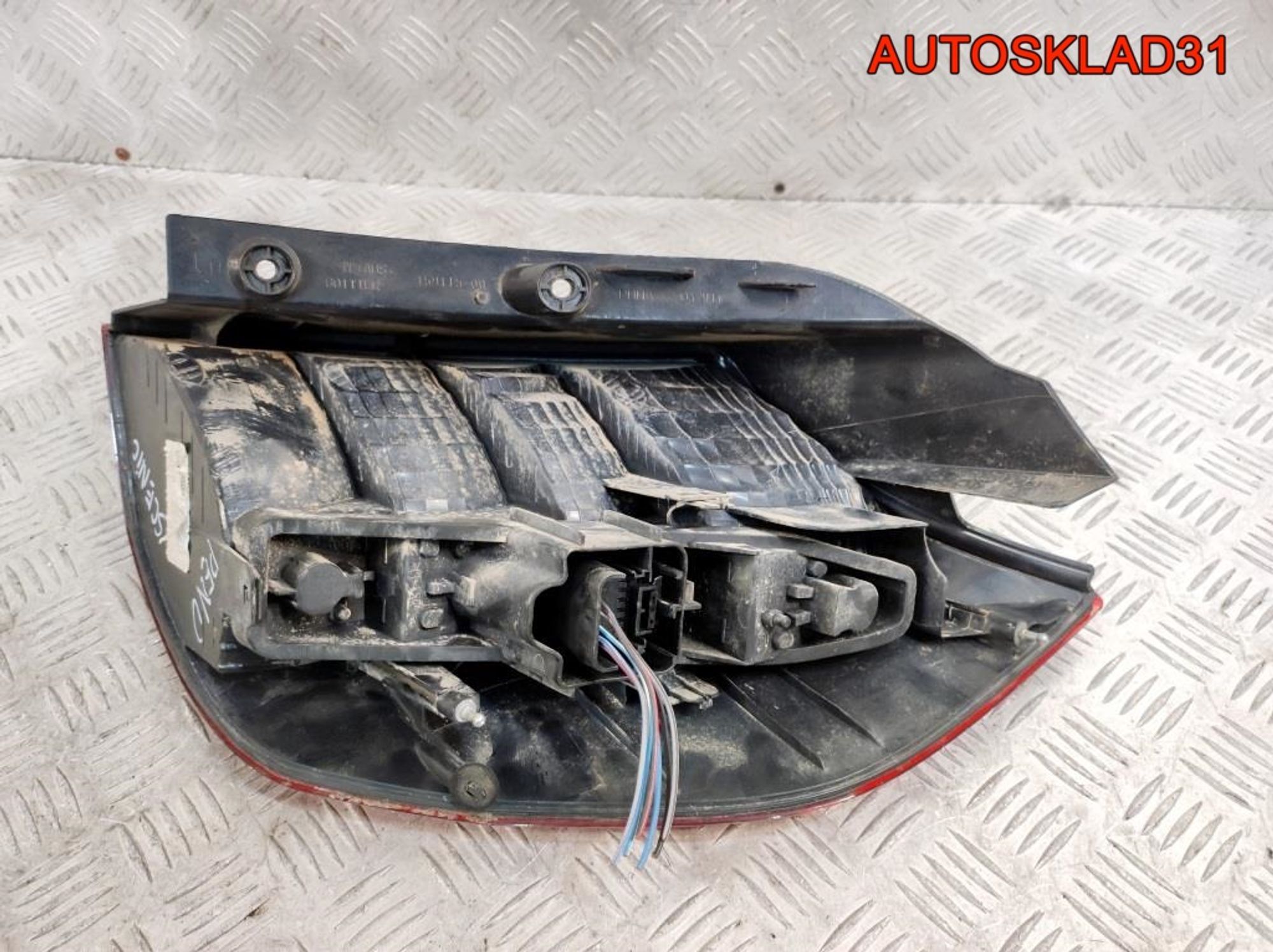 Фонарь задний левый Renault Scenic 2 8200493374, 4000 рублей, Дубовое