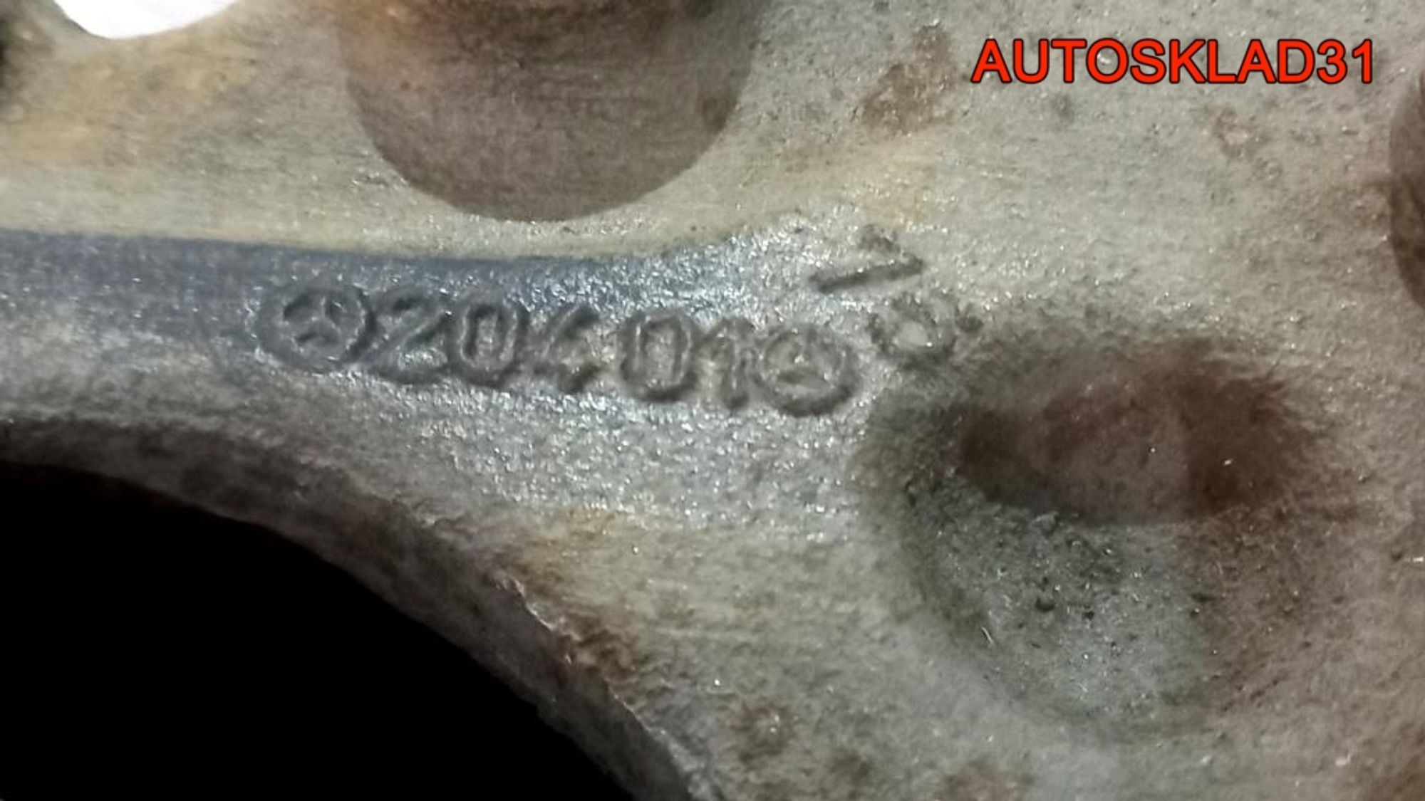 Кулак поворотный передний левый Комплект Mercedes-Benz W204 А2043320101, 3500 рублей, Дубовое