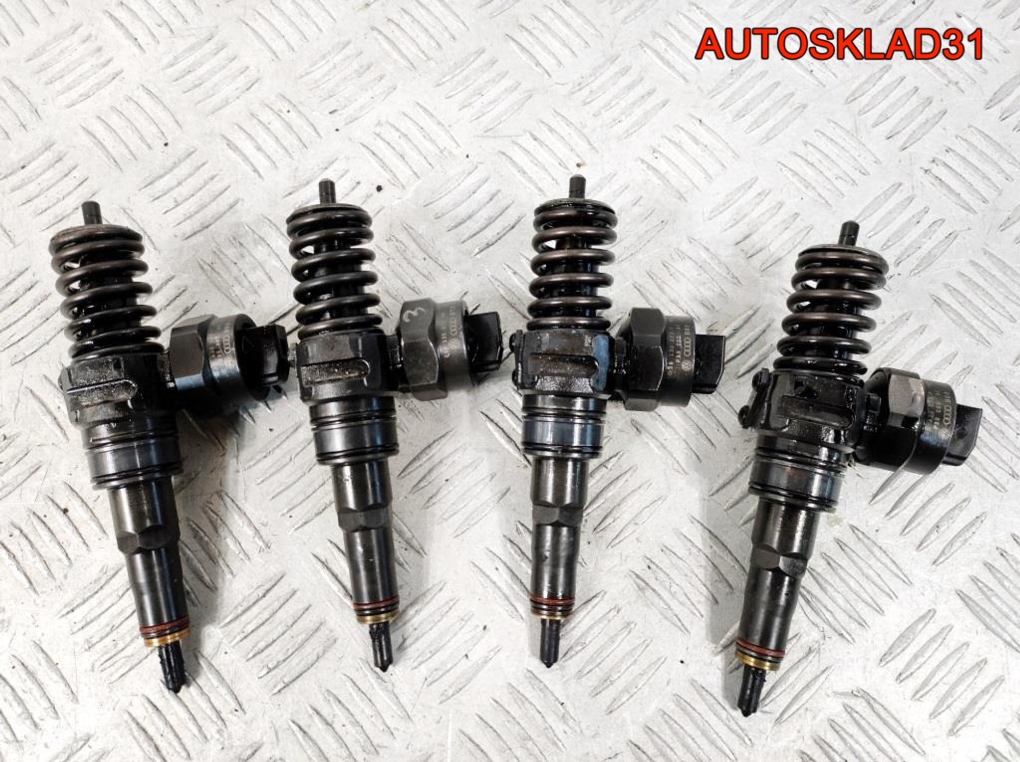 Форсунка дизельная VW Passat B5 1,9 AVB 038130073F, 7000 рублей, Дубовое