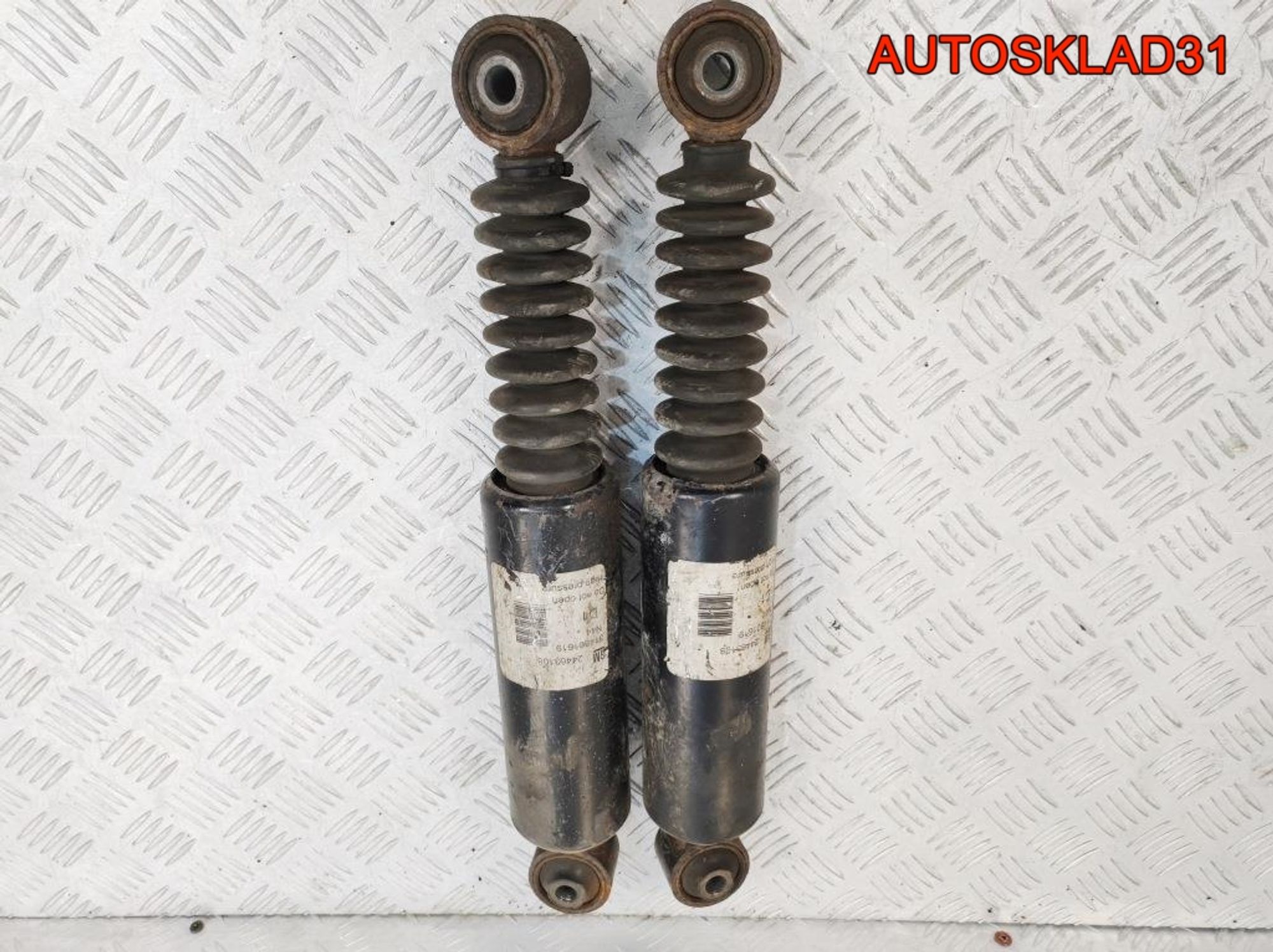 Амортизатор задний Комплект Opel Astra H 24463108 Универсал, 9000 рублей, Дубовое