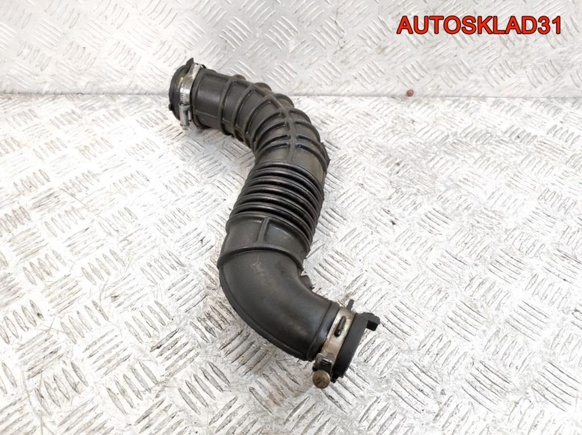 Патрубок воздушного фильтра Renault Megane 2 8200500384, 1200 рублей, Дубовое