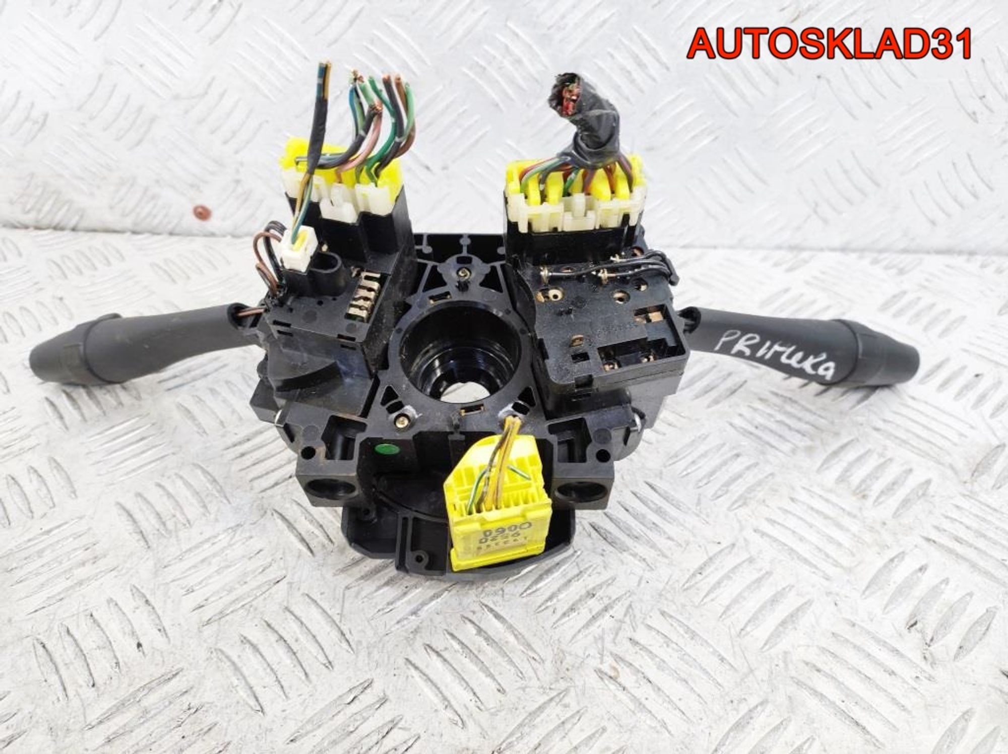 Переключатель подрулевой Nissan Primera P11 36852B, 2100 рублей, Дубовое