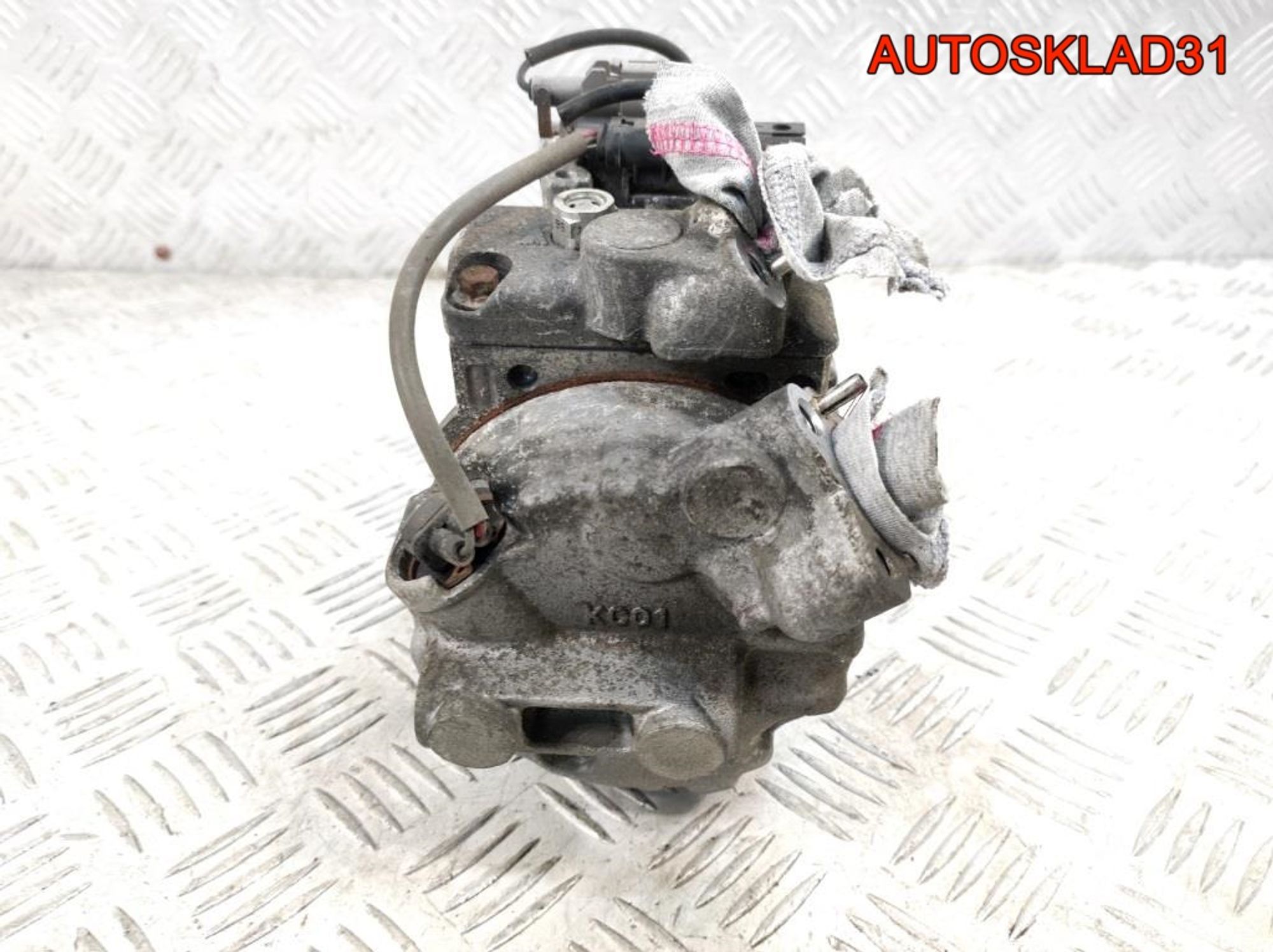 Компрессор кондиционера BMW E90 2.0 N47D20A 64526987862, 10000 рублей, Дубовое