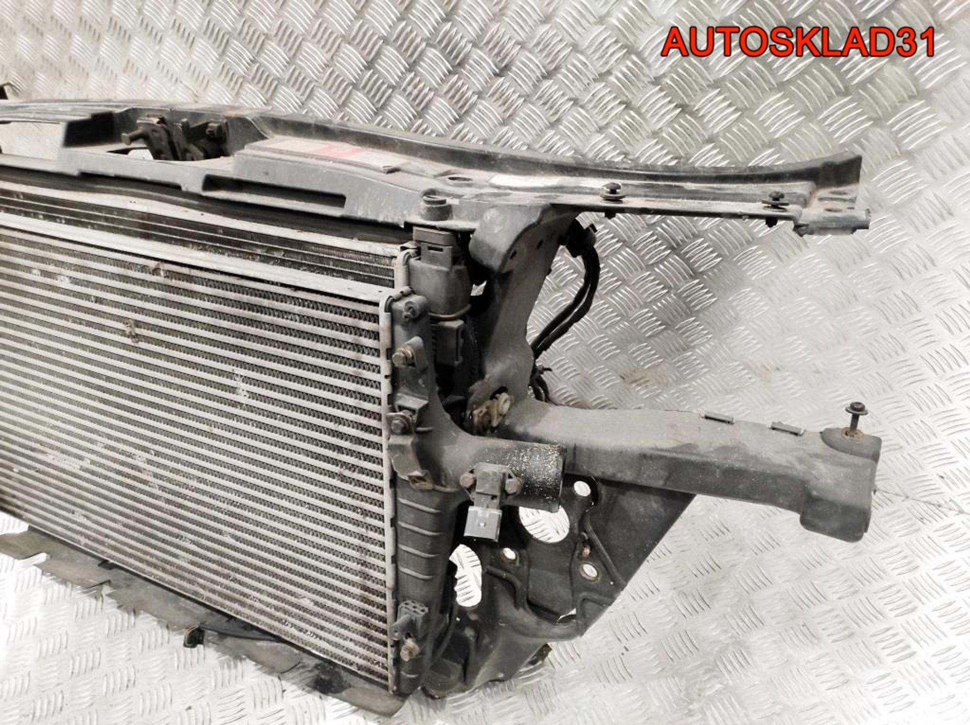 Панель передняя в сборе Audi A6 C5 2,5 Дизель АКПП 4B0805588K, 14000 рублей, Дубовое