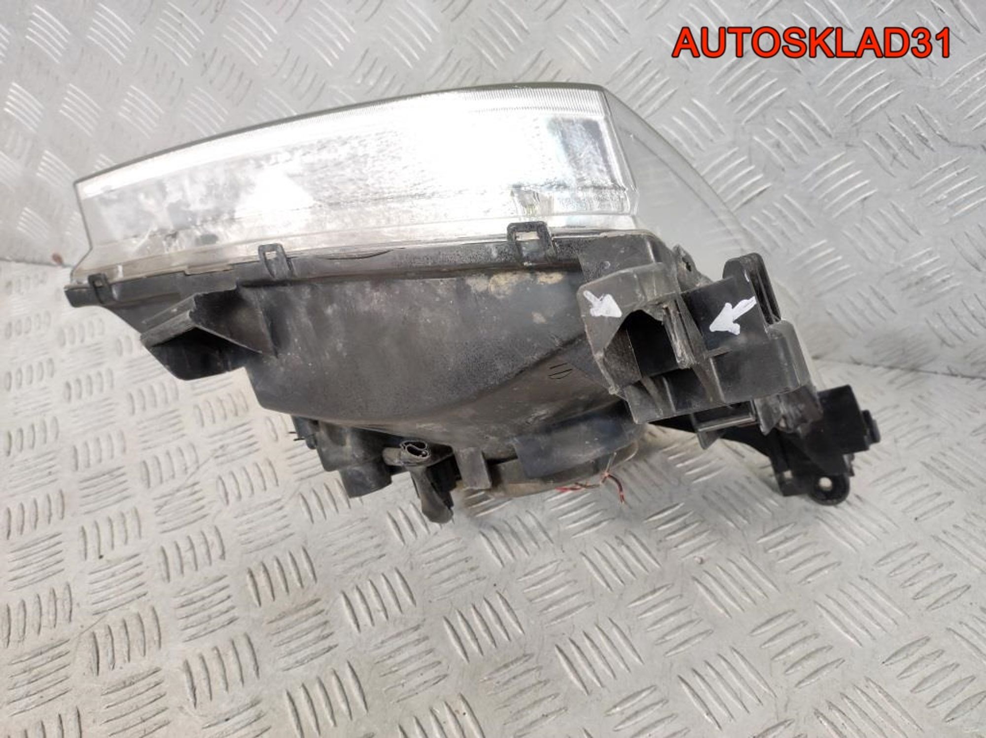 Фара левая Nissan X-Trail T30 260608H925, 7200 рублей, Дубовое