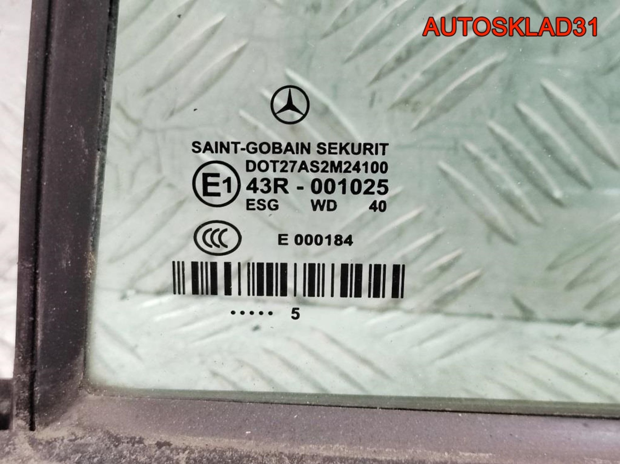 Стекло двери задней левой форточка Mercedes W211 A2117300155, 900 рублей, Дубовое