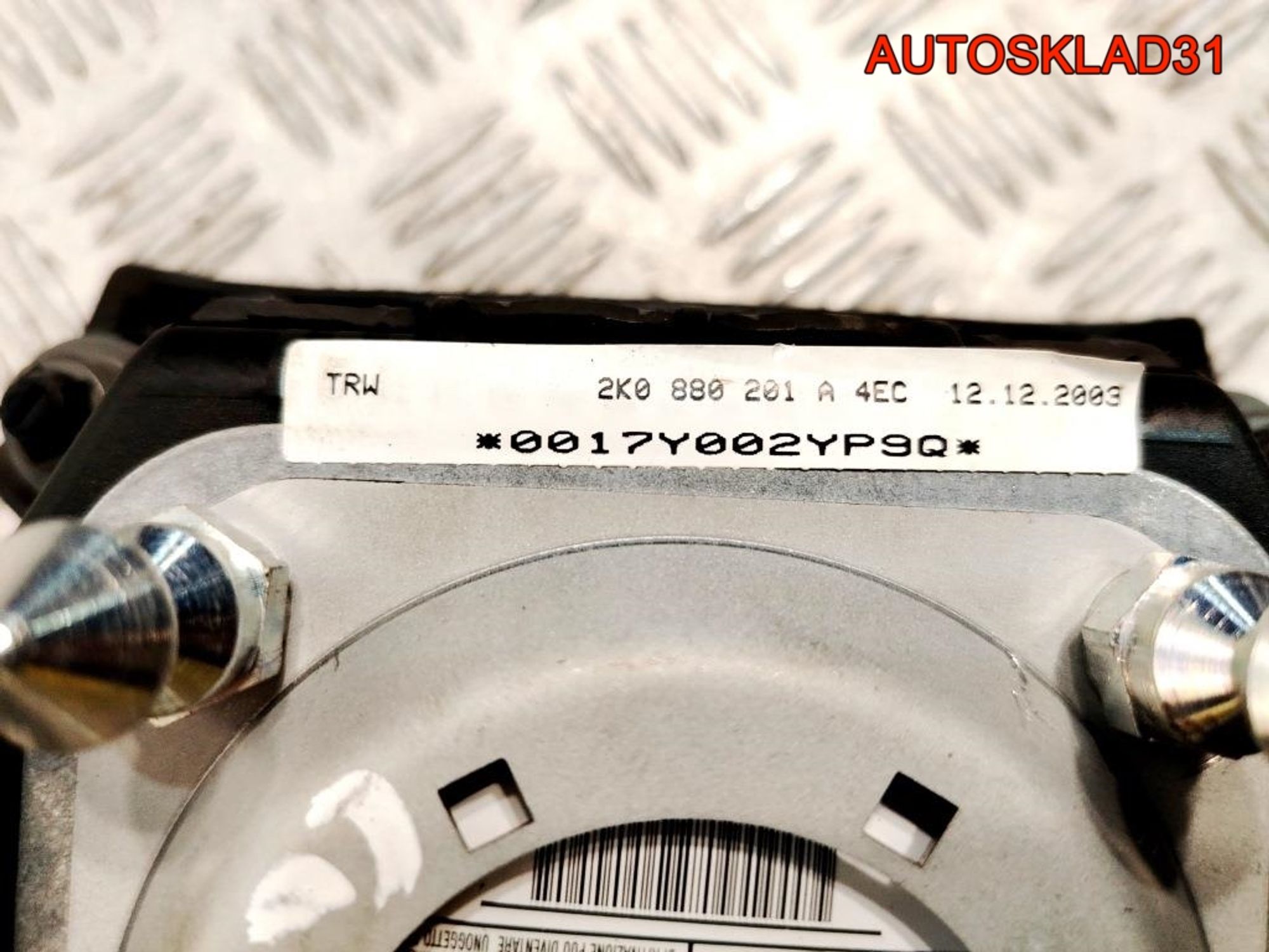 Подушка безопасности в руль Volkswagen 2004-2010 2K0880201A, 3000 рублей, Дубовое