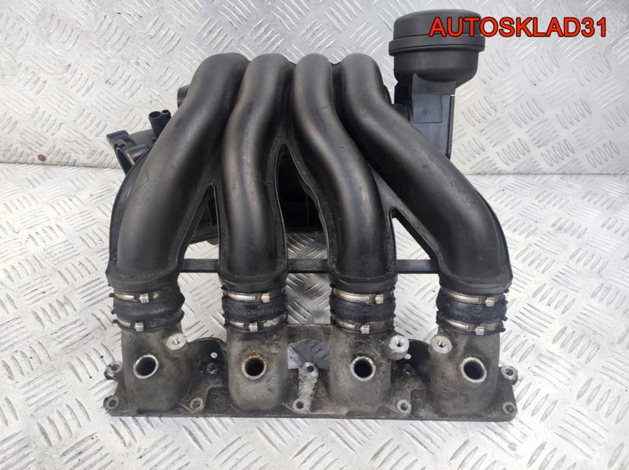 Коллектор впускной Audi A4 B5 1,8 ADR 06B133210N, 2500 рублей, Дубовое