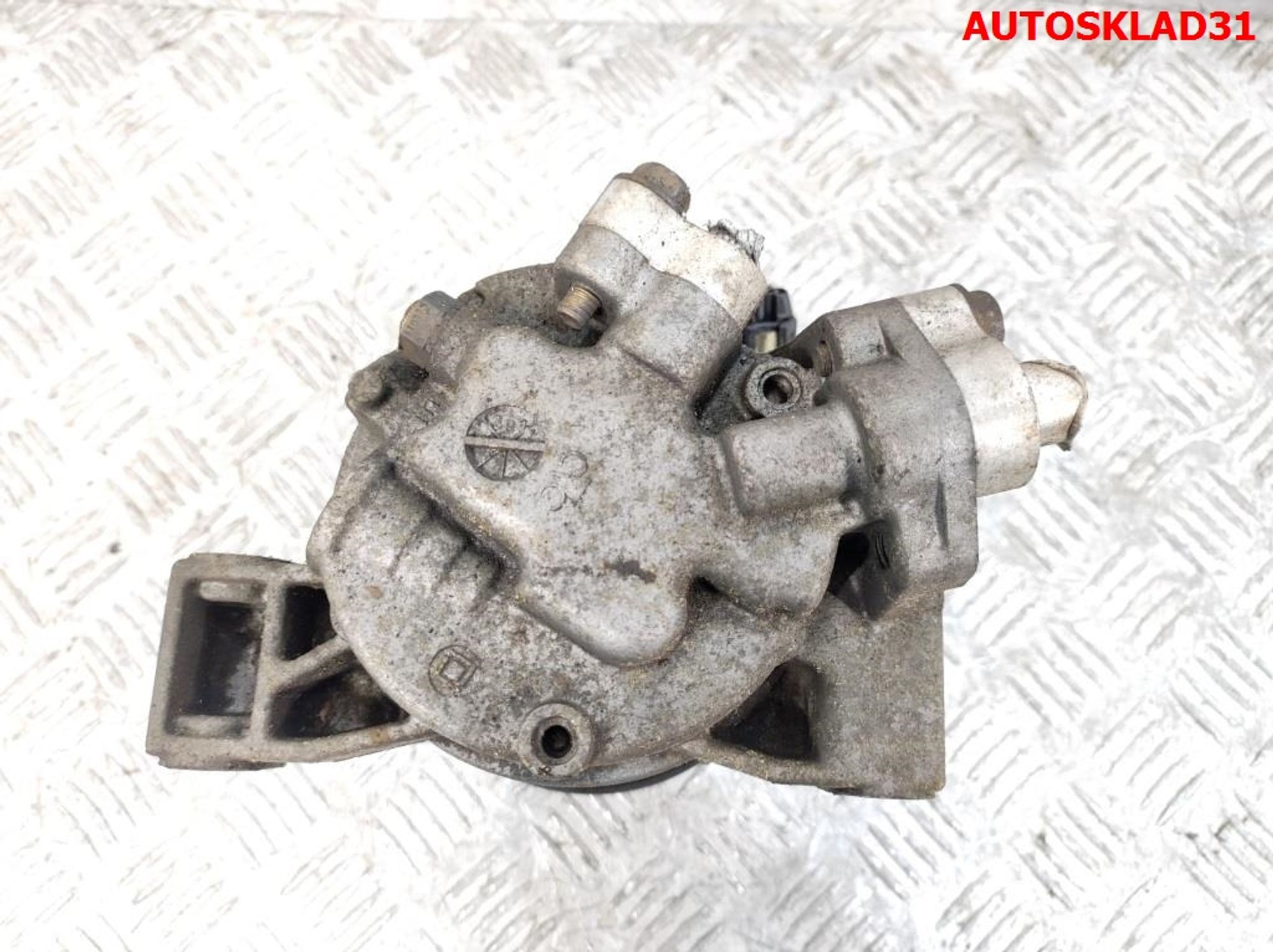 Компрессор кондиционера Nissan Almera N16 1,8 QG18 926009F500, 5000 рублей, Дубовое