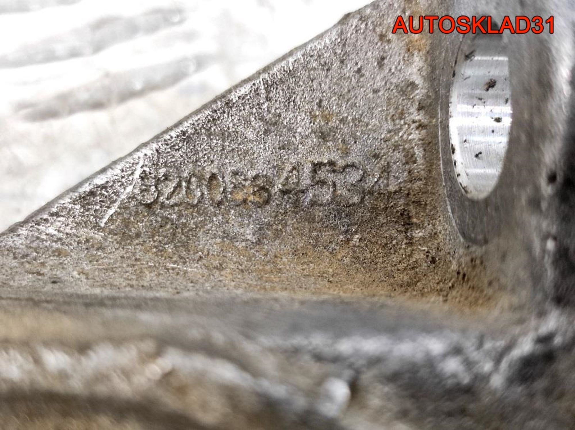 Кронштейн промвала Renault Megane 2 1,6 K4M 8200884534, 1500 рублей, Дубовое