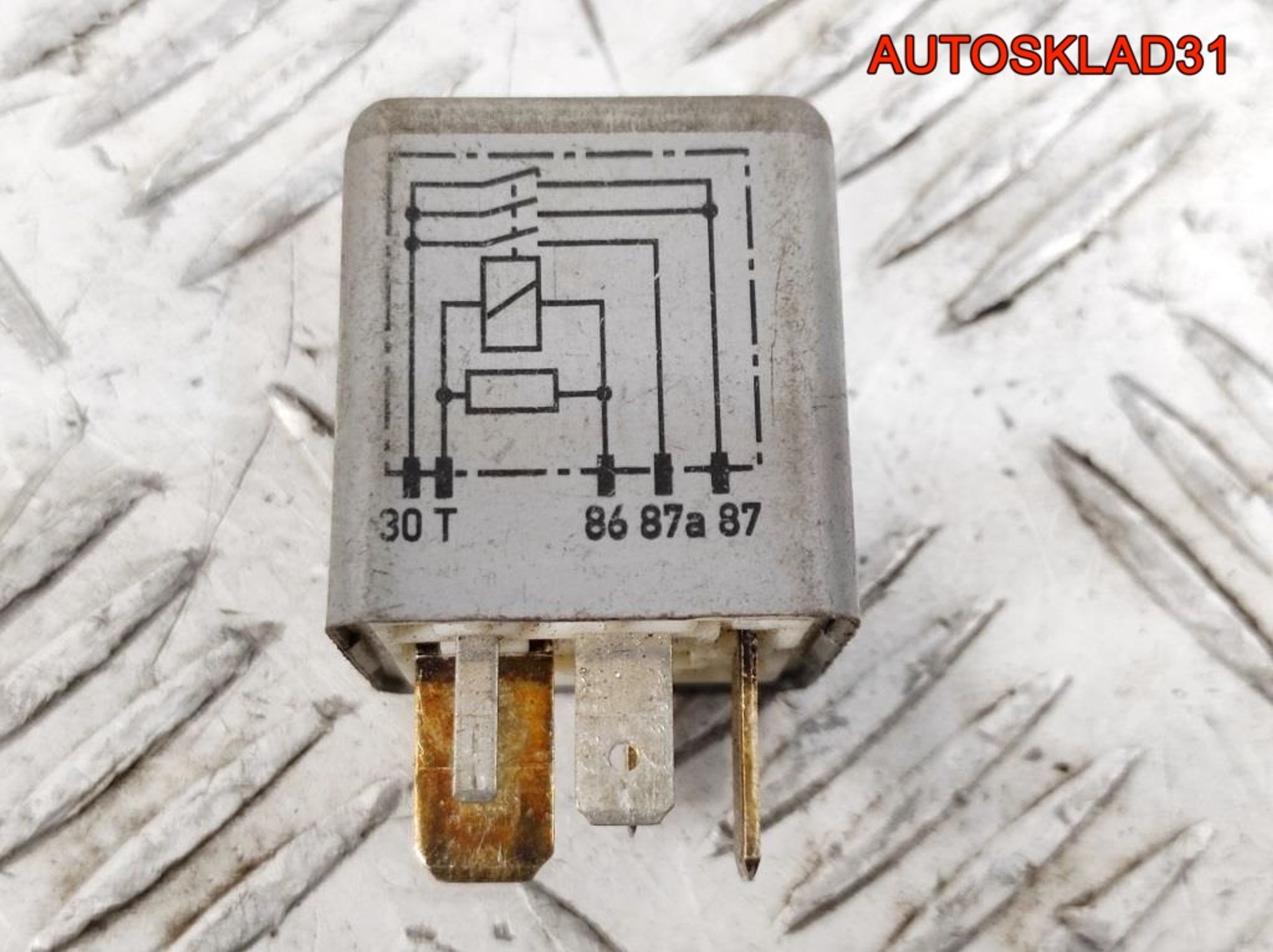 Реле топливного насоса №372 Audi 100 C4 4D0951253, 600 рублей, Дубовое