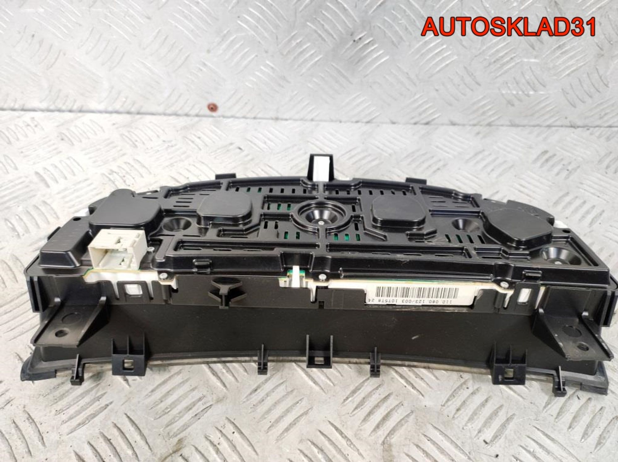 Панель приборов Opel Vectra C 2.2 Z22SE 09180273, 3200 рублей, Дубовое