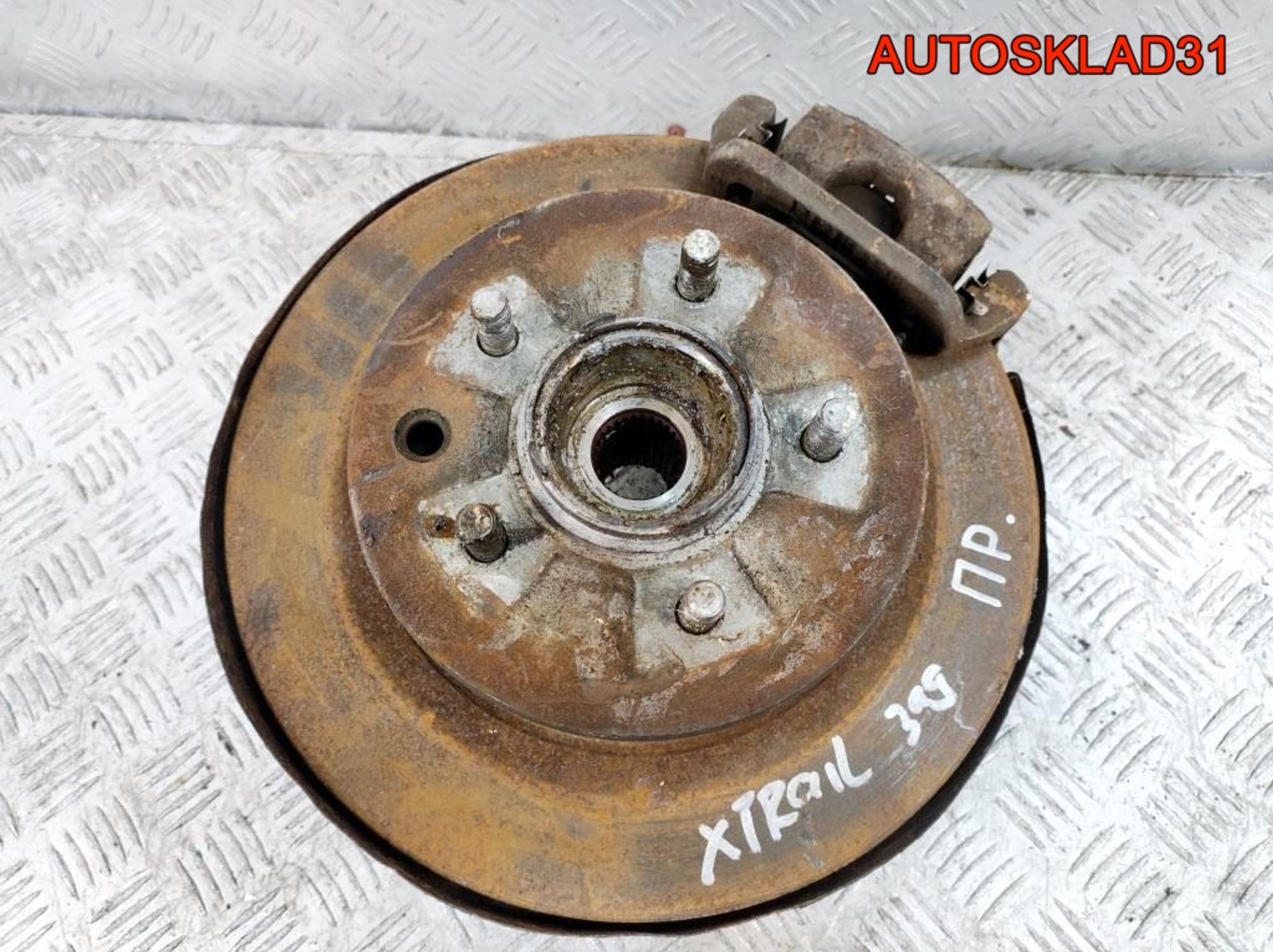 Кулак поворотный задний правый Nissan X-Trail T30 430188H300, 7000 рублей, Дубовое