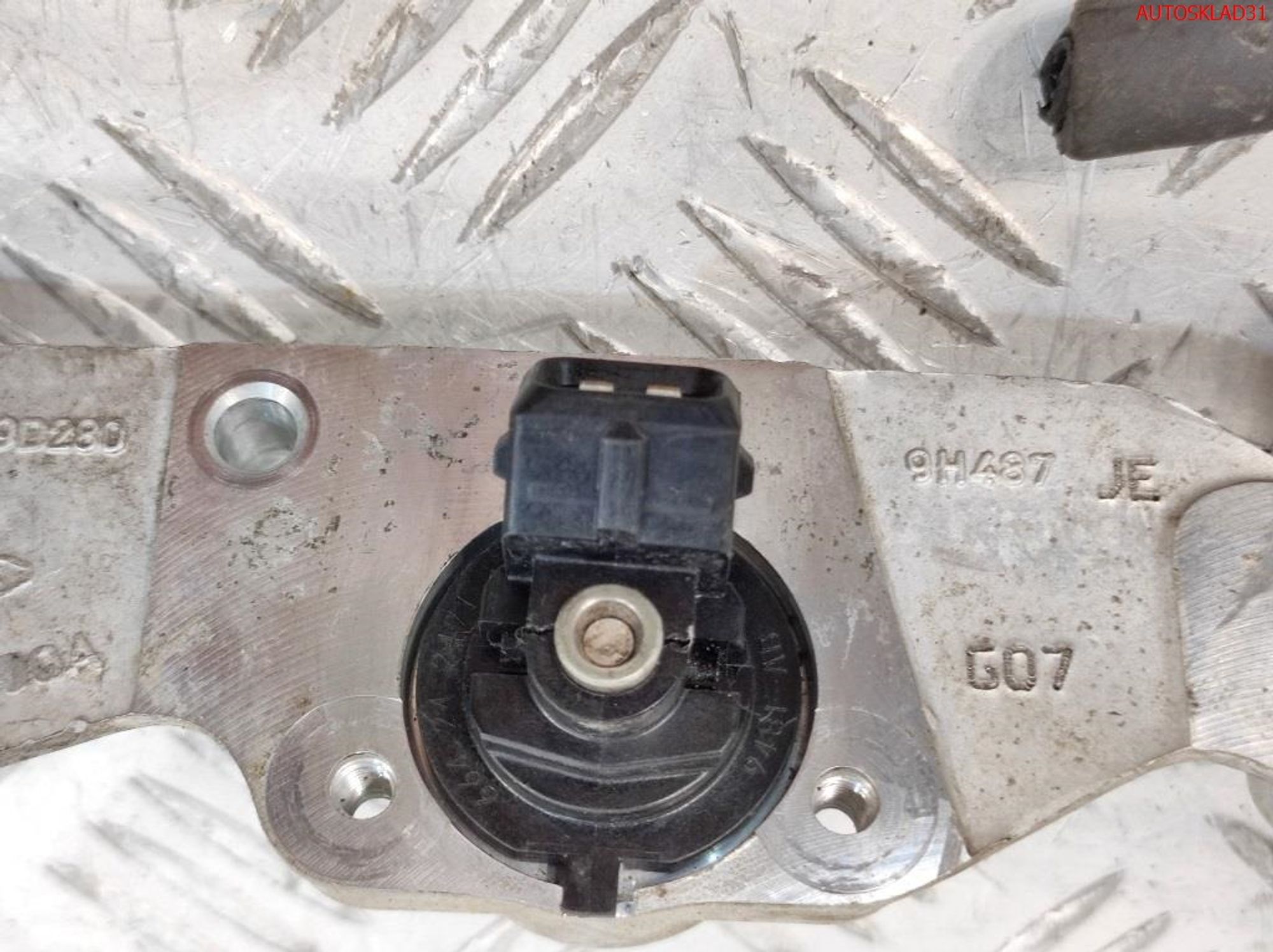 Рейка топливная Ford Mondeo 1 1,8 Бензин 938F9D280CA, 700 рублей, Дубовое