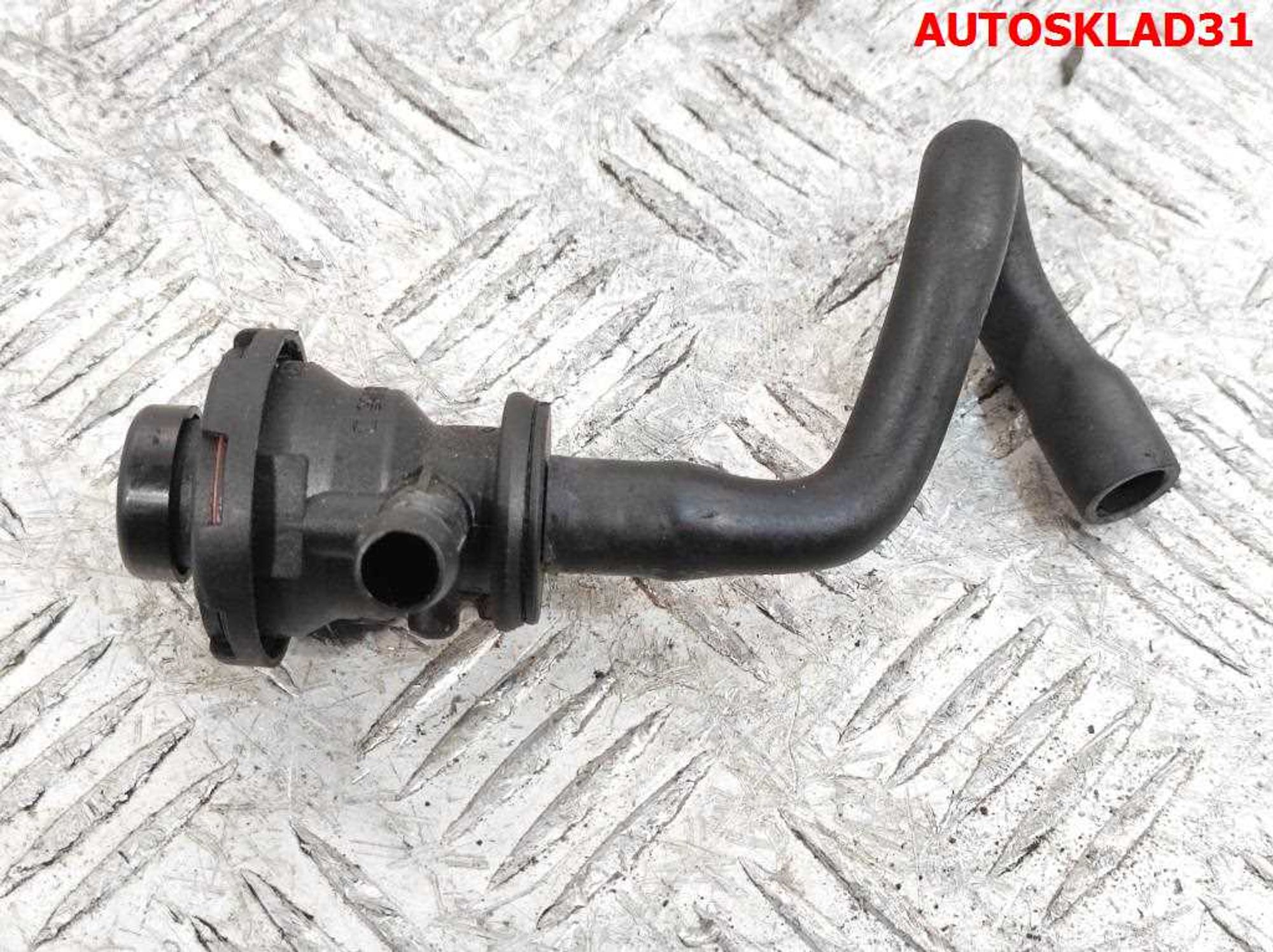 Клапан вентиляции картерных газов VW Golf 4 1.4 AXP 036103765D, 4500 рублей, Дубовое