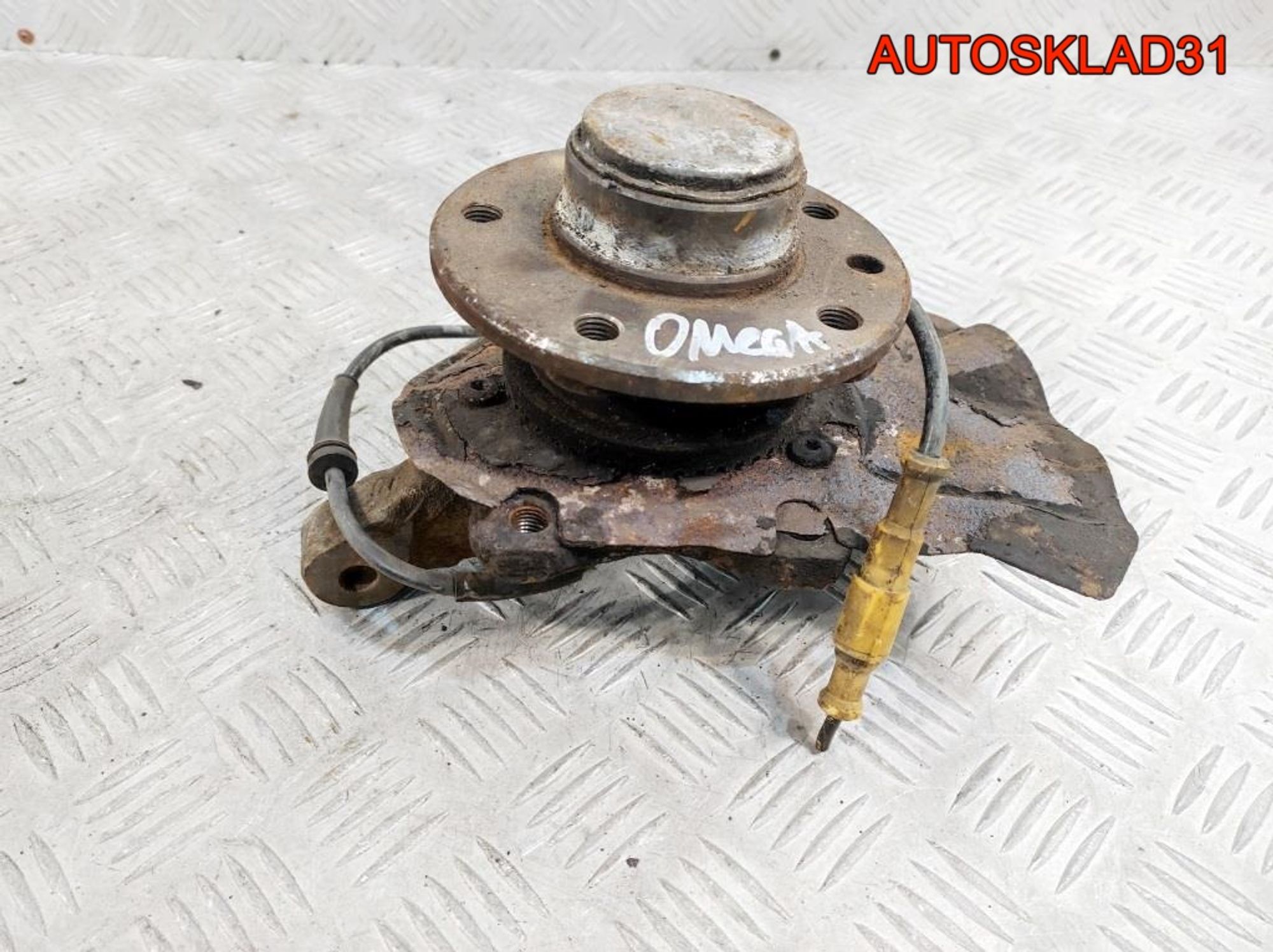 Кулак поворотный передний левый Opel Omega B, 1800 рублей, Дубовое