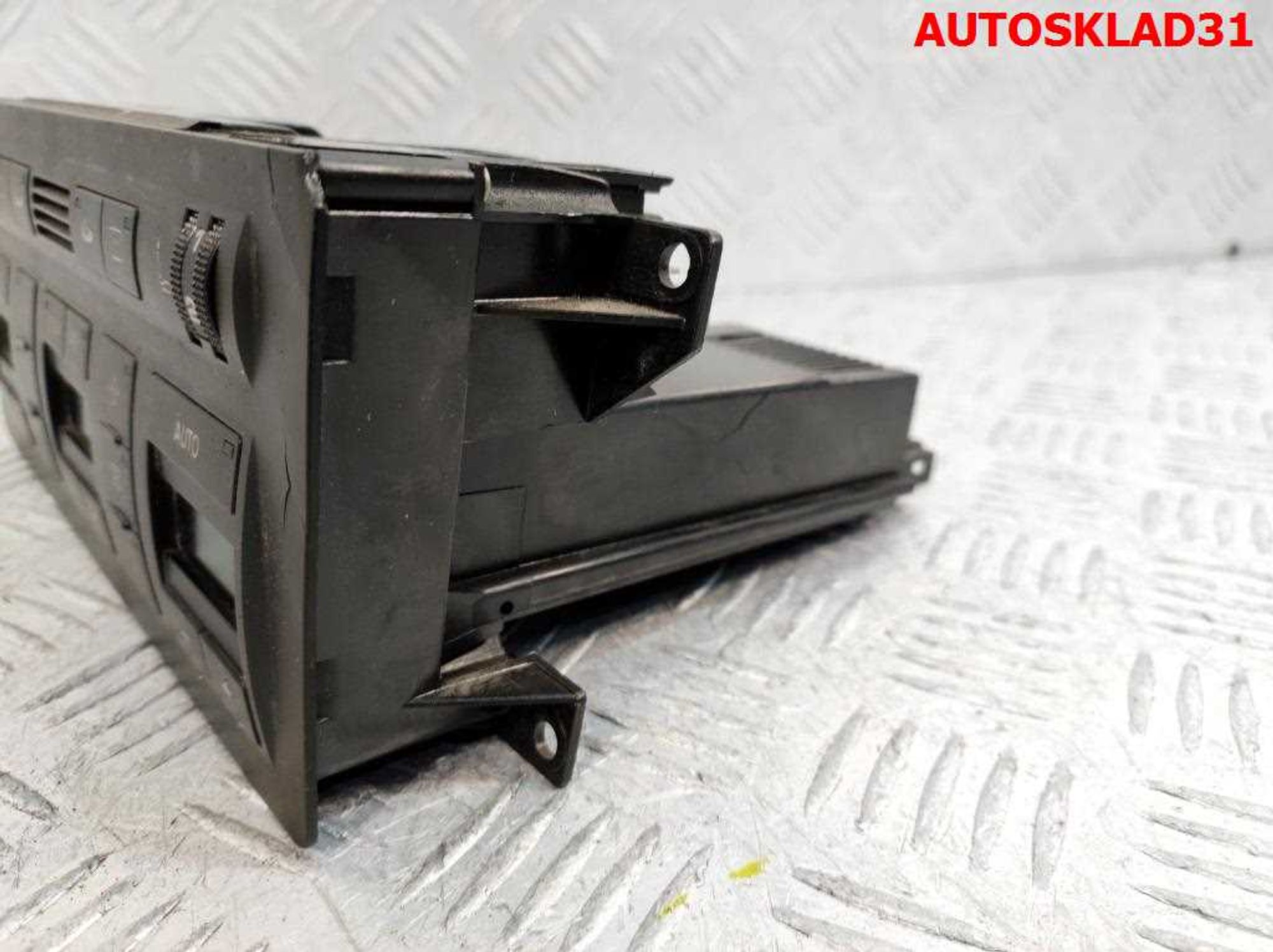 Блок управления климата Audi A8 D2 4D0820043N, 2500 рублей, Дубовое