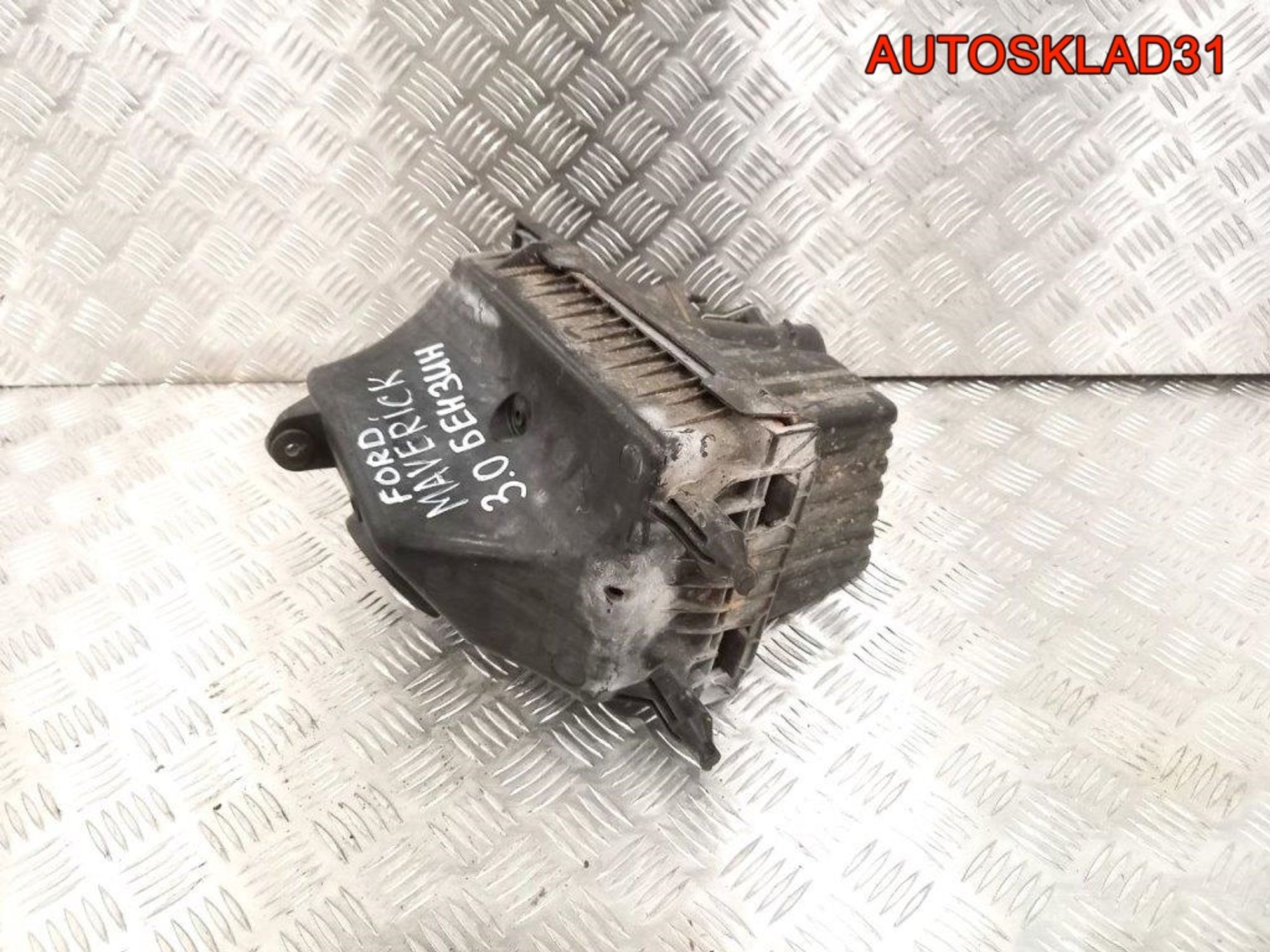 Корпус воздушного фильтра Ford Maverick 2 3,0 7KB4, 3600 рублей, Дубовое