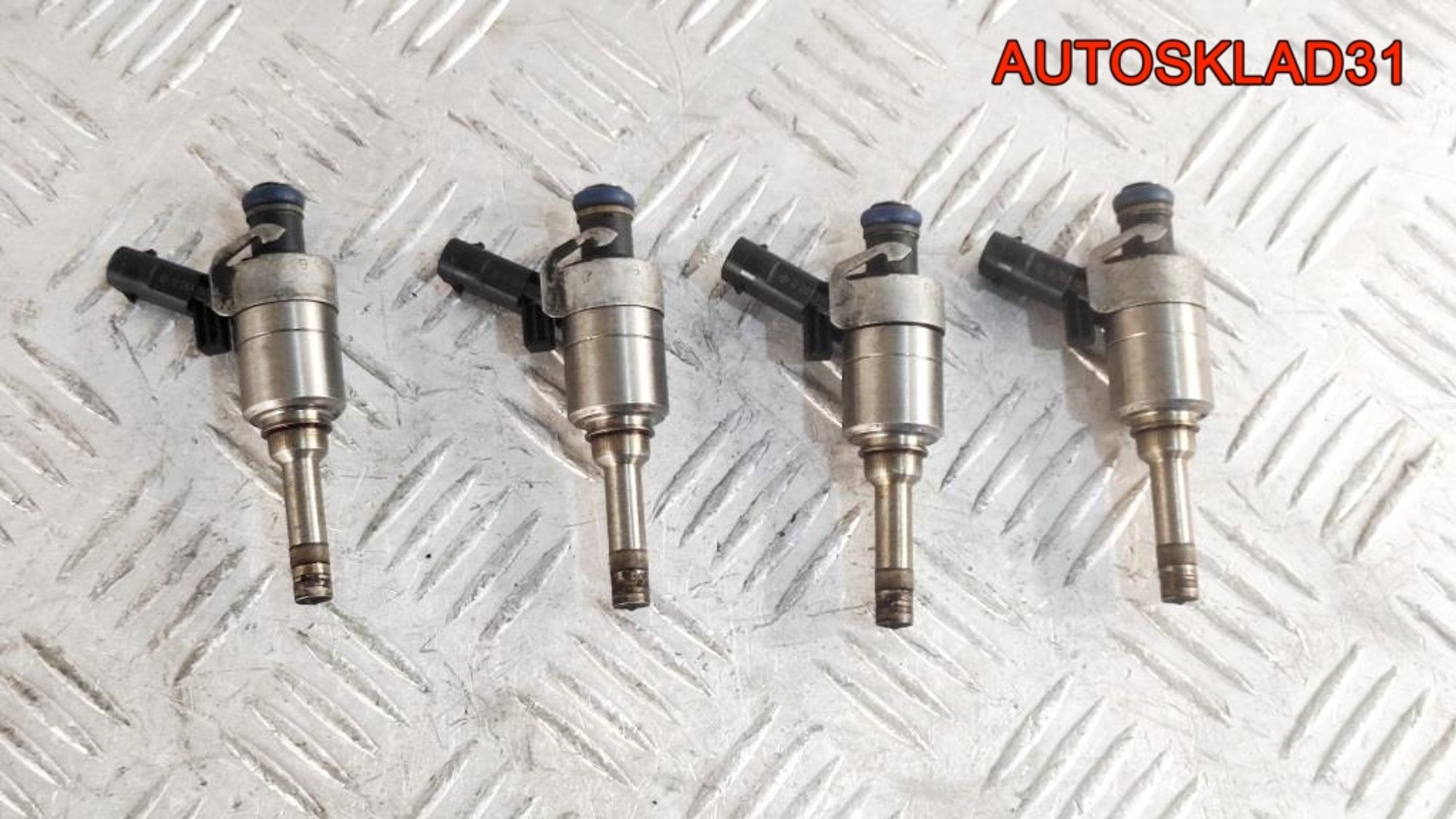 Форсунка топливная VW Passat B6 1,8 BZB 06H906036F, 2800 рублей, Дубовое