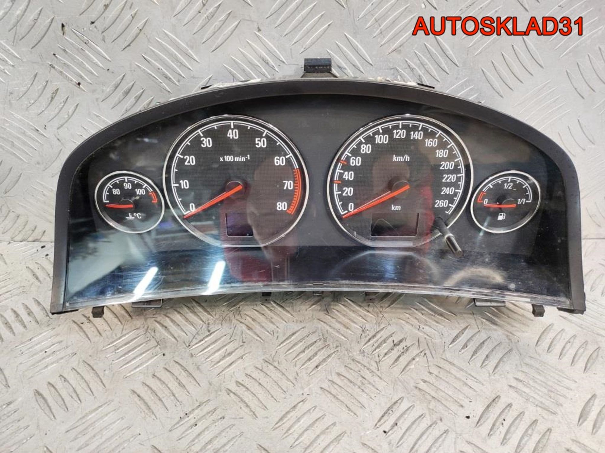 Панель приборов Opel Vectra C 13186664 2,2 Бензин, 3200 рублей, Дубовое