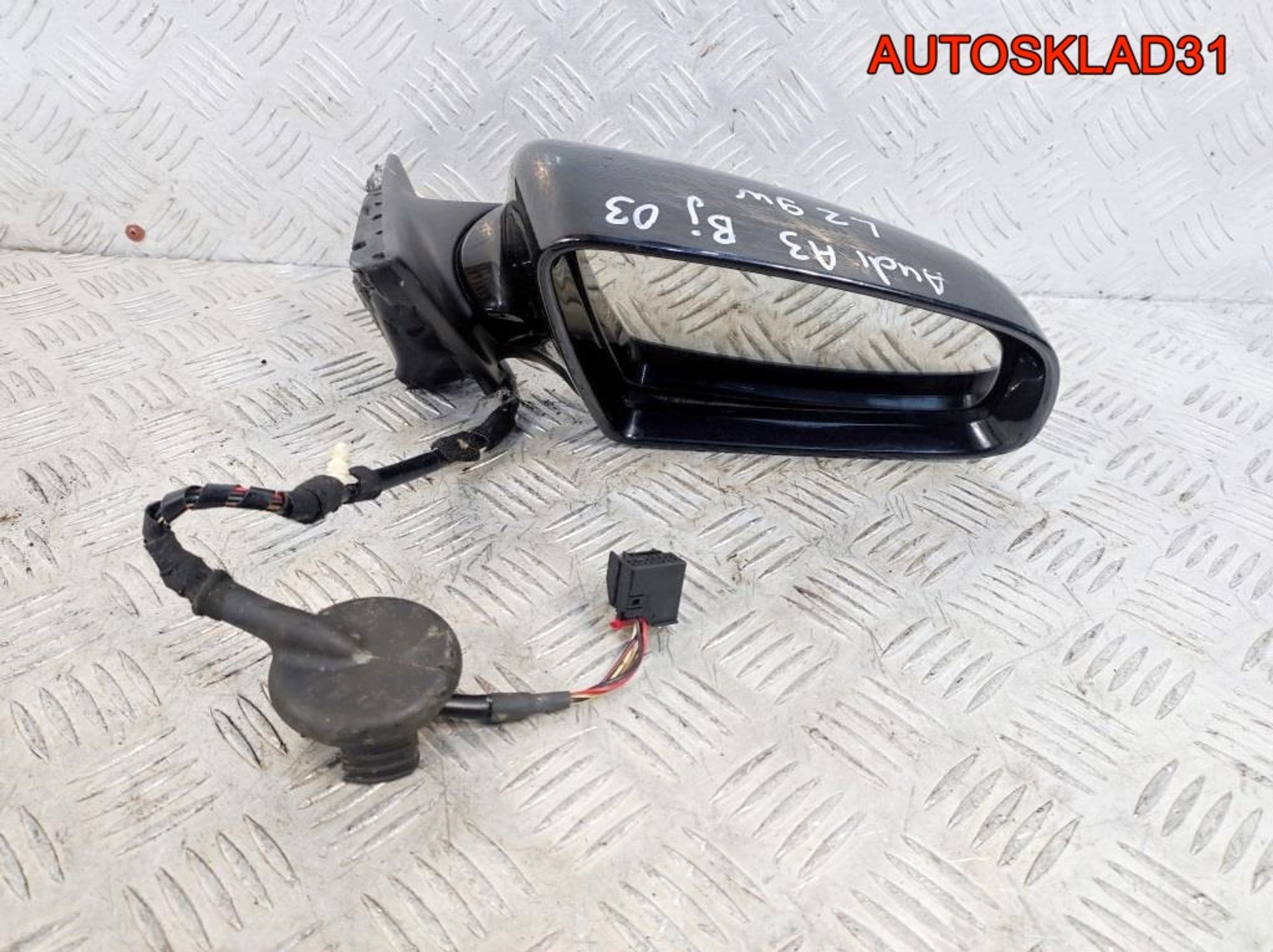 Зеркало правое Audi A3 8P 8P1858532G01C, 2100 рублей, Дубовое