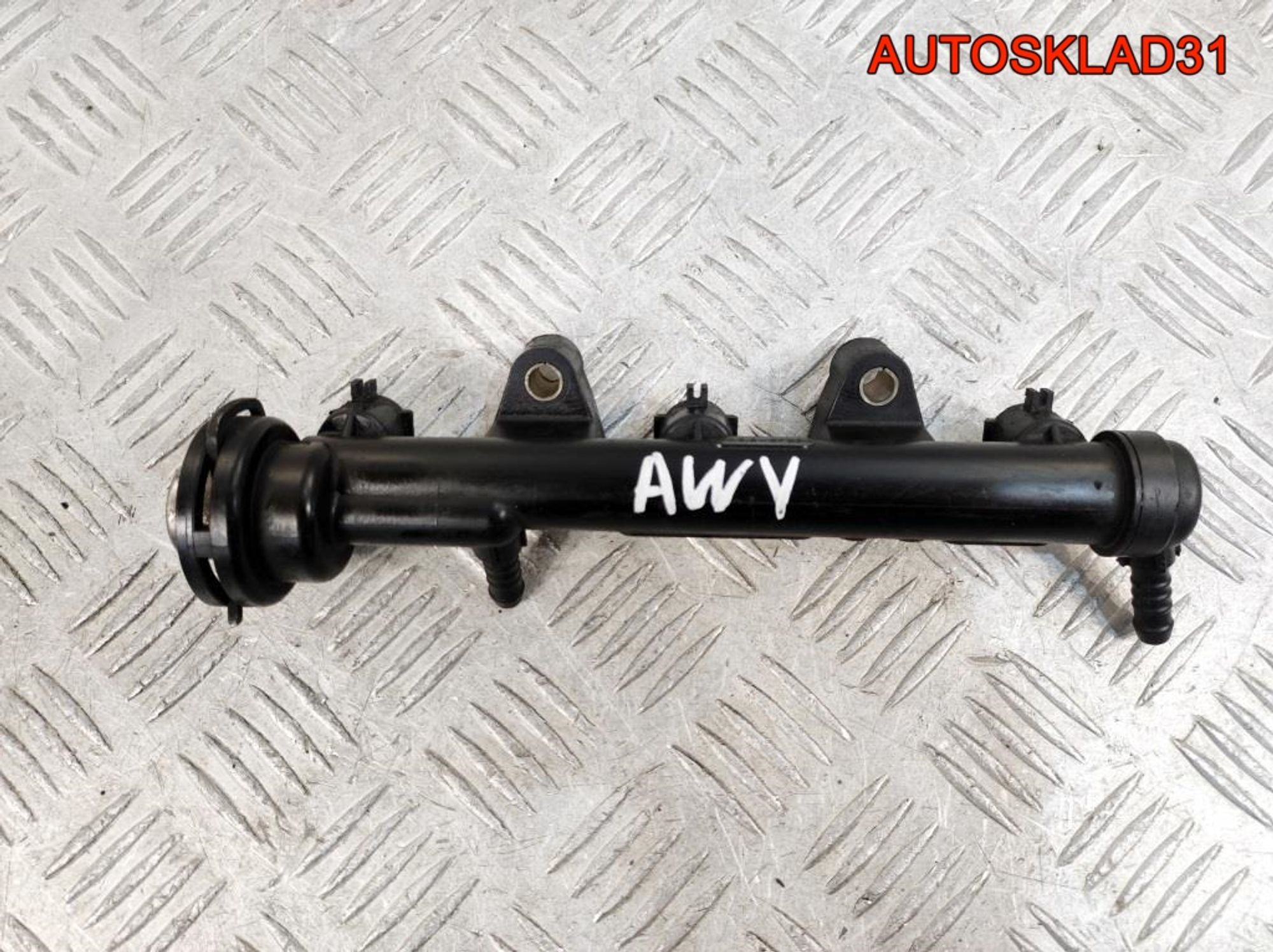 Рейка топливная VW Polo 4 1,2 AWY Бензин 03D133329A, 900 рублей, Дубовое