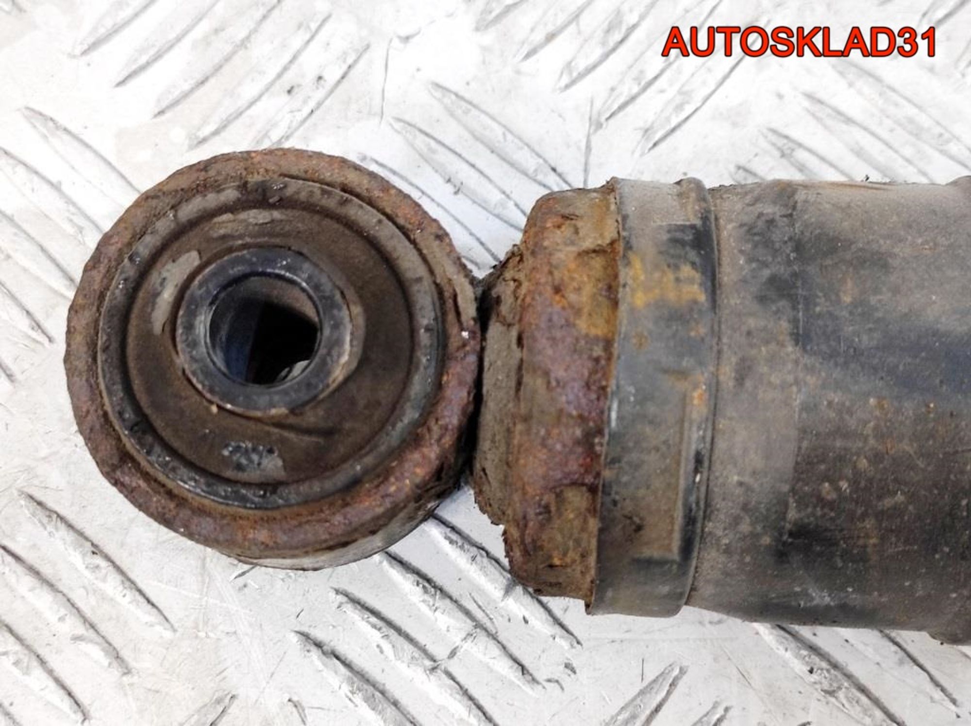 Амортизатор задний Opel Astra H 24463096, 700 рублей, Дубовое