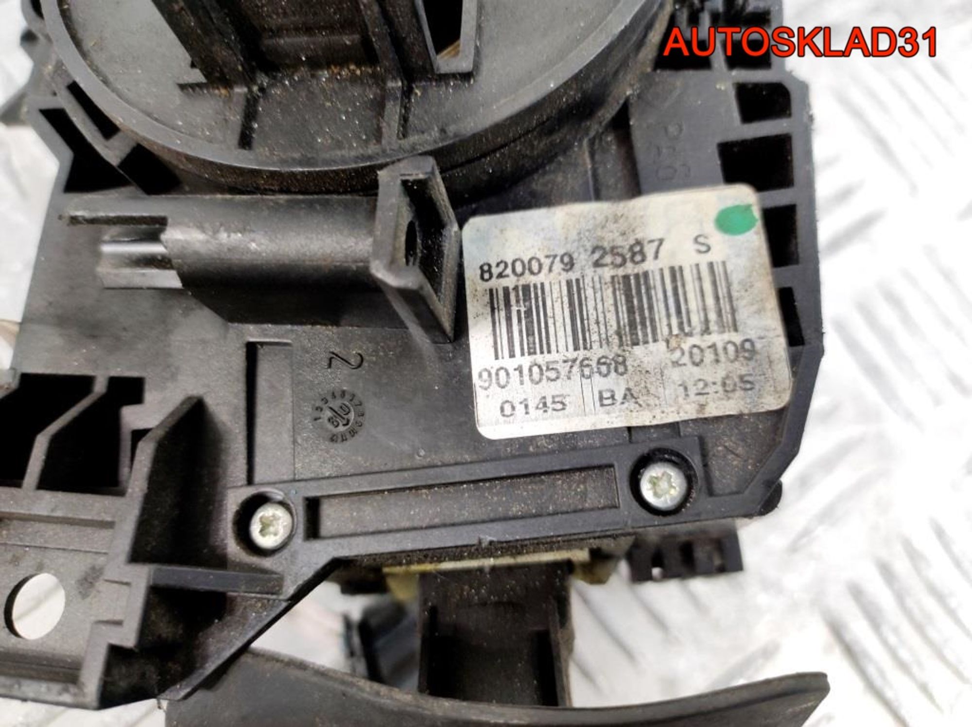 Переключатель стеклоочистителя Renault Duster, 1400 рублей, Дубовое