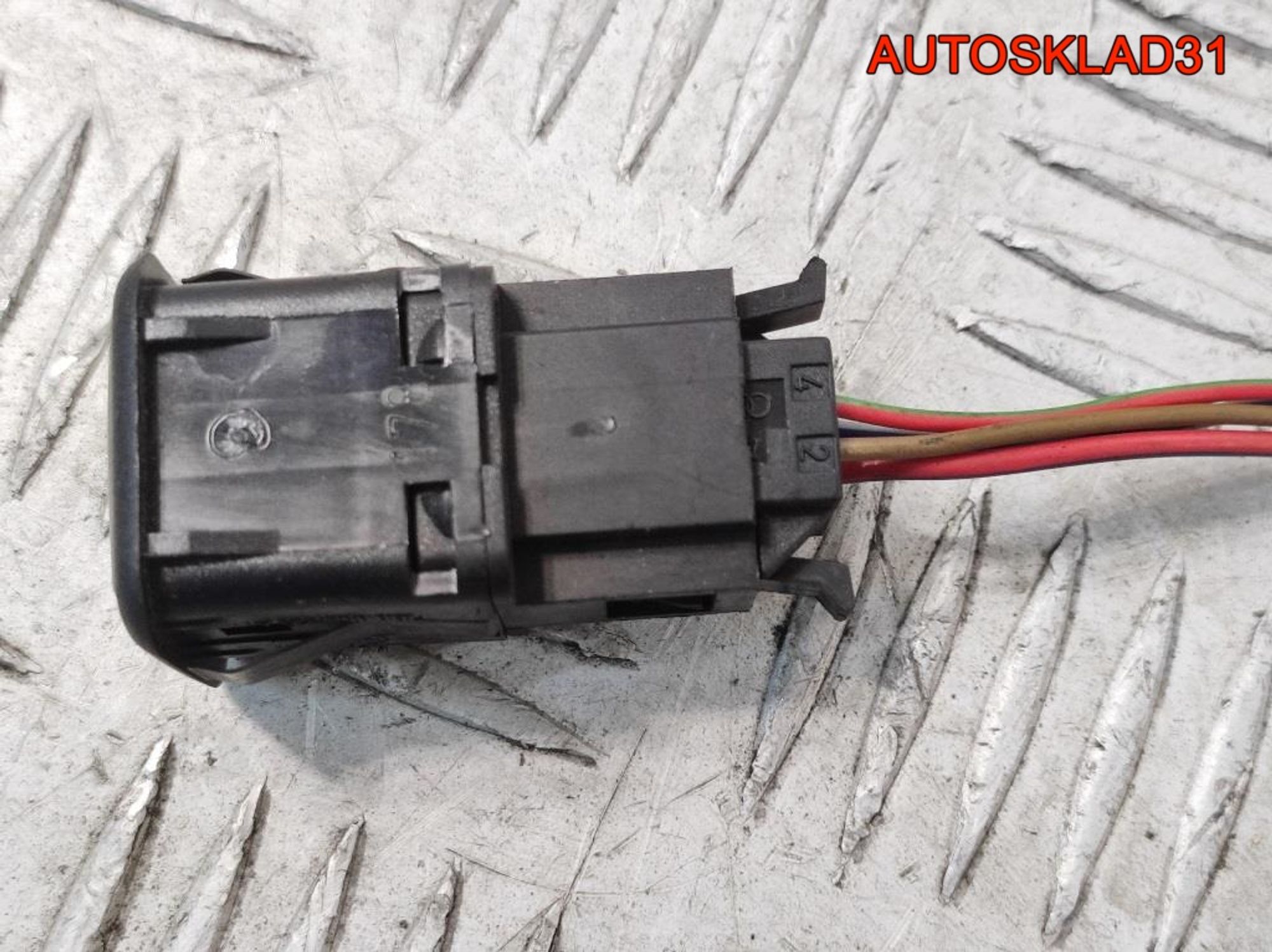 Кнопка открывания бензобака VW Passat B5 3B0959833A, 800 рублей, Дубовое