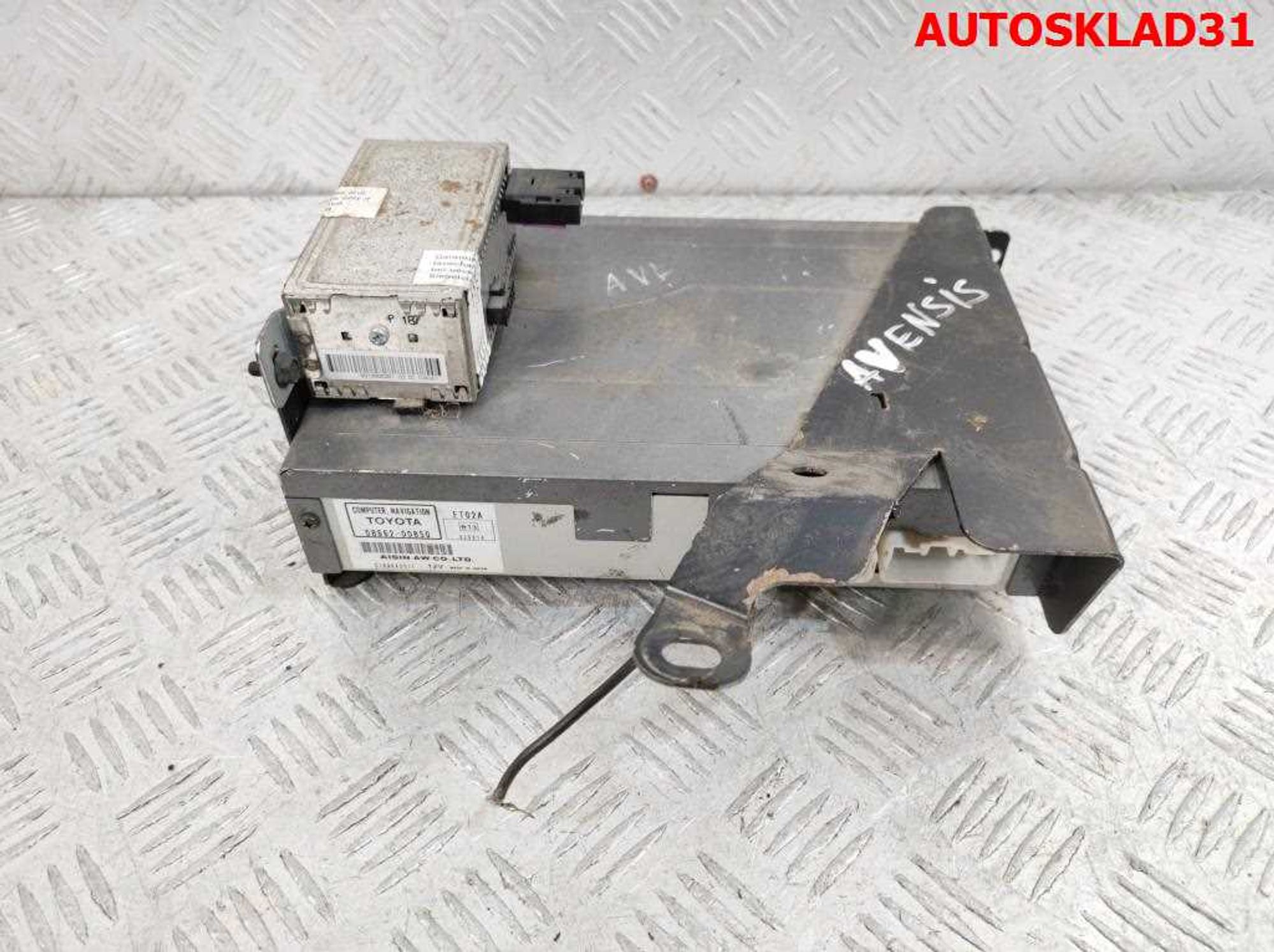 Проигрыватель CD/DVD Toyota Avensis 2 0866200850, 500 рублей, Дубовое