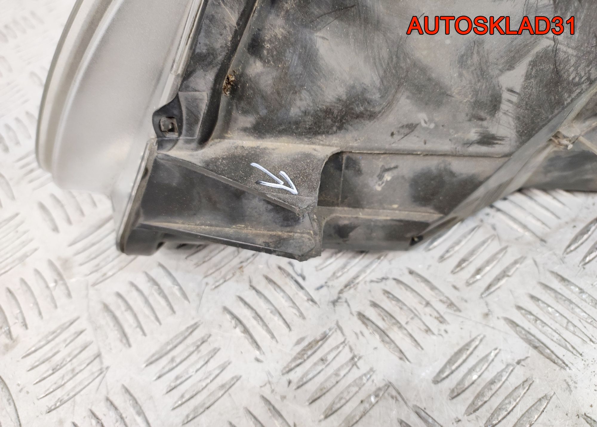 Фара правая адаптивный ксенон ДЕФЕКТ VW Passat B6 3C0941752K, 10000 рублей, Дубовое