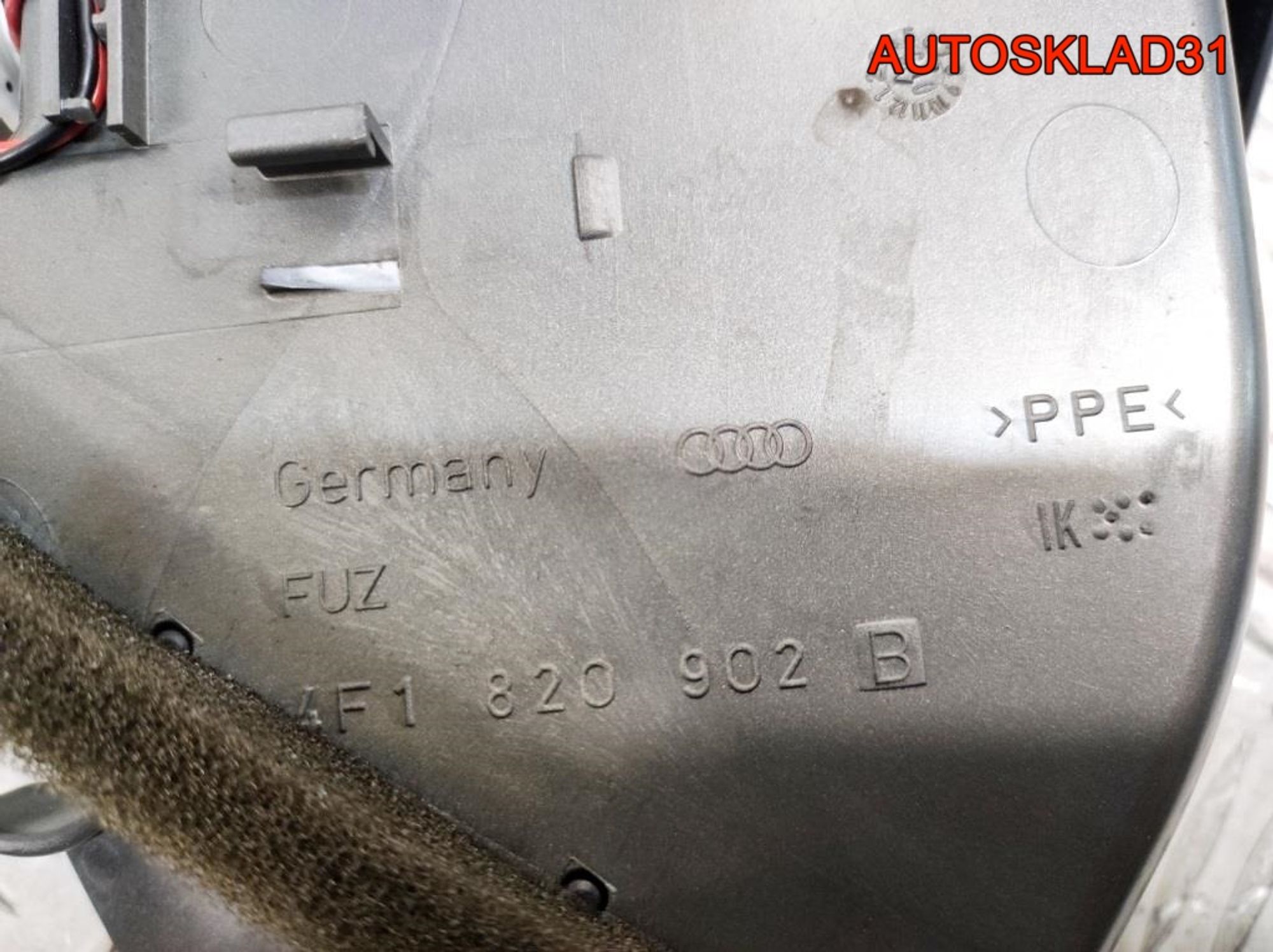 Дефлектор воздушный правый Audi A6 C6 4F1820902B, 900 рублей, Дубовое