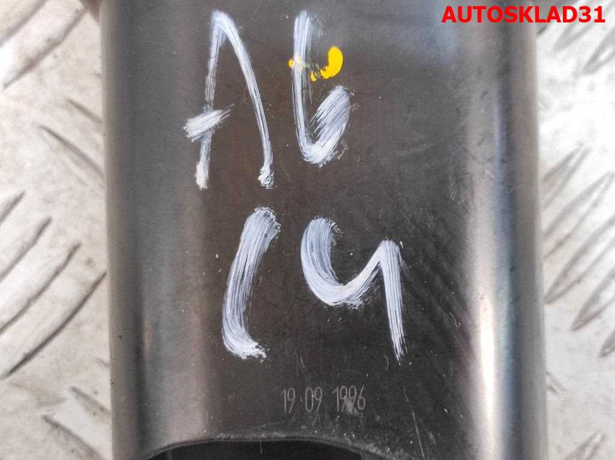 Дефлектор воздушный левый Audi A6 C4 4A1820901, 900 рублей, Дубовое