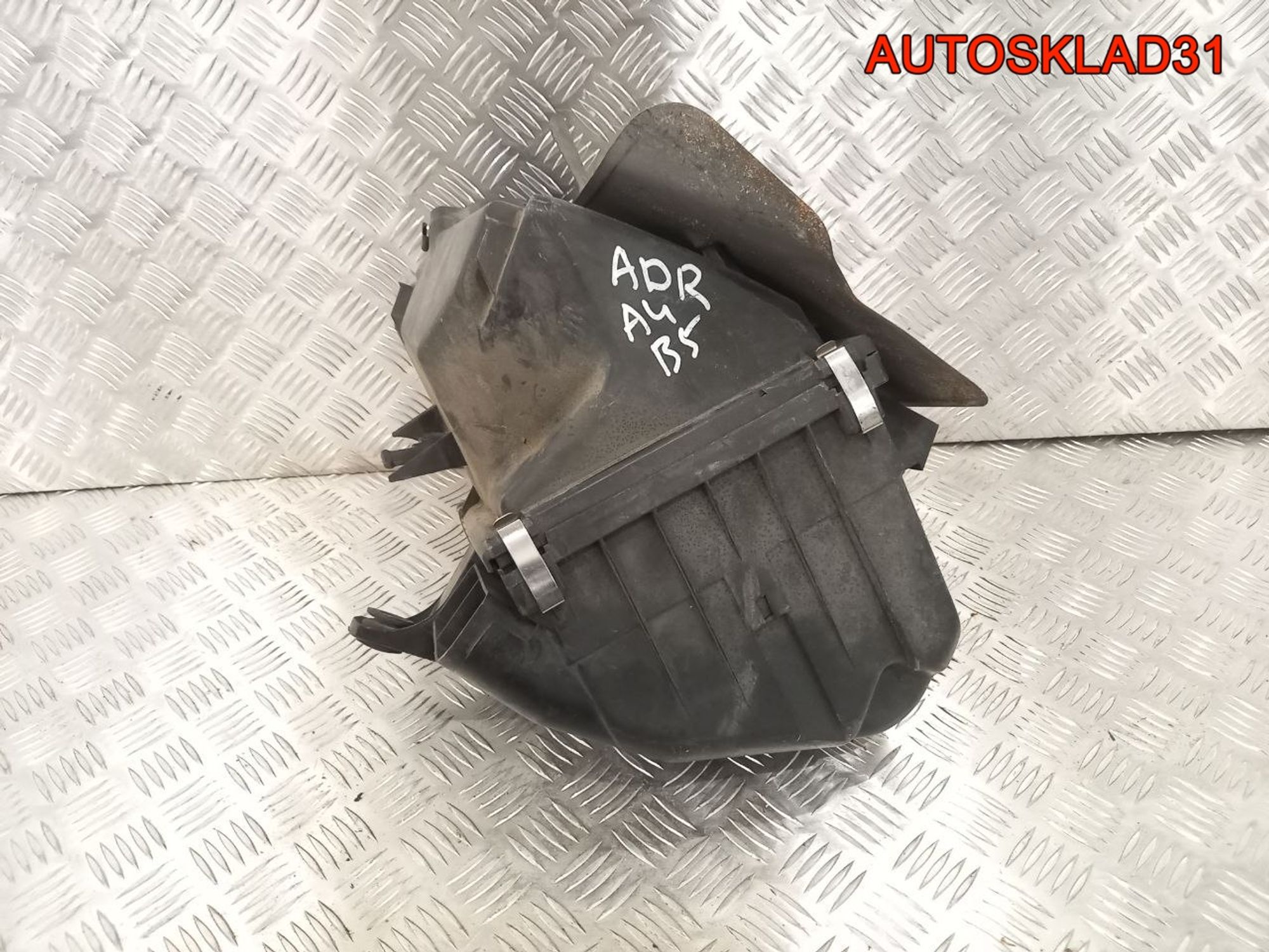 Корпус воздушного фильтра Audi A4 B5 058133837E, 2300 рублей, Дубовое