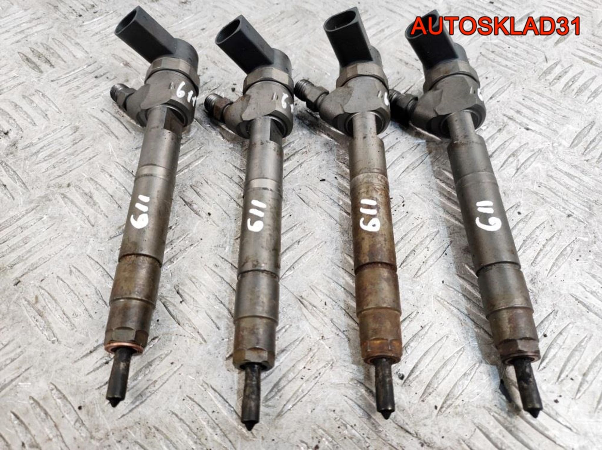 Форсунка дизельная Mercedes Benz W203 2,2 611.962 A6110700987, 7500 рублей, Дубовое