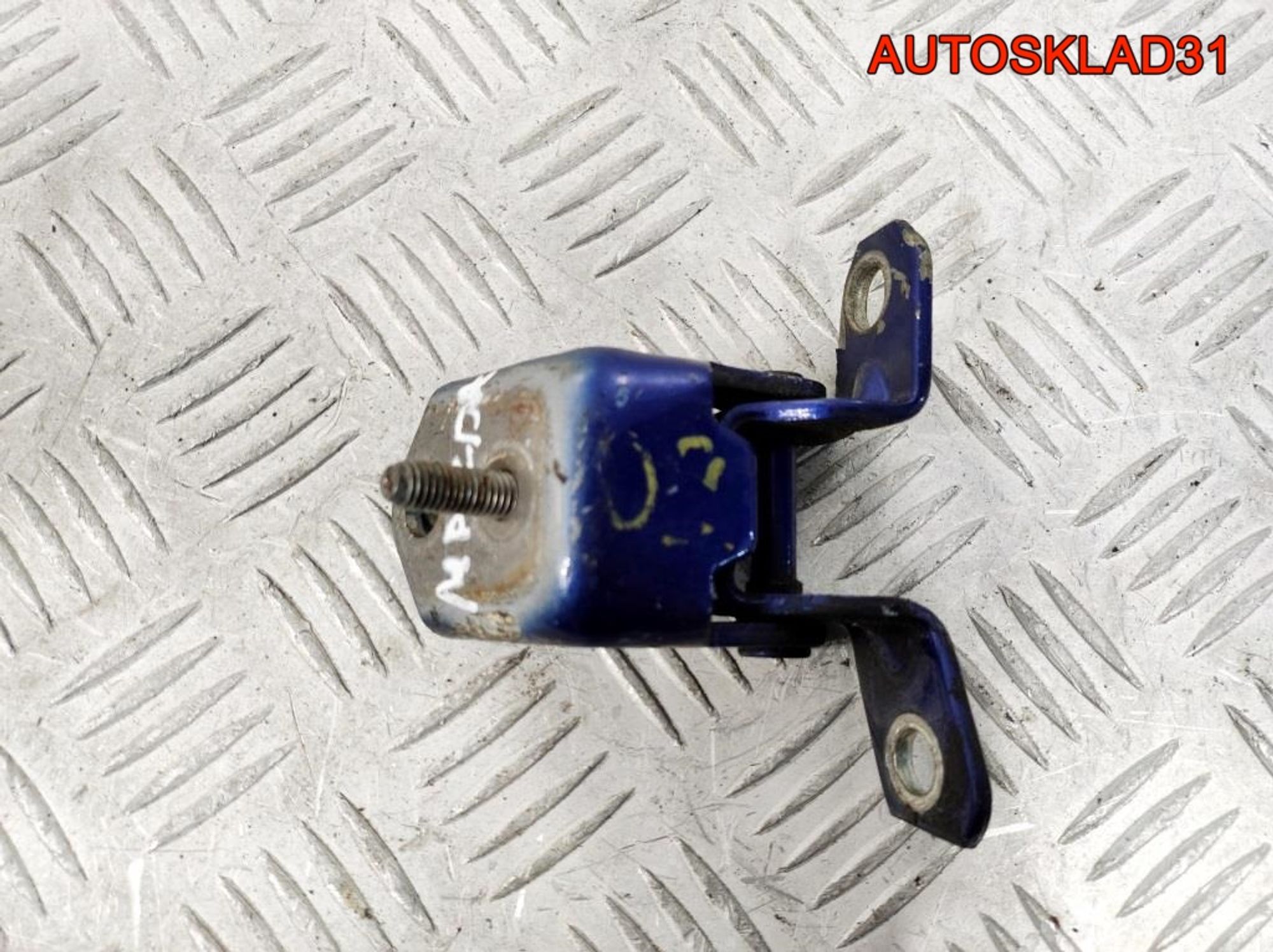 Петля двери задняя левая верхняя Mazda 3 BK, 500 рублей, Дубовое