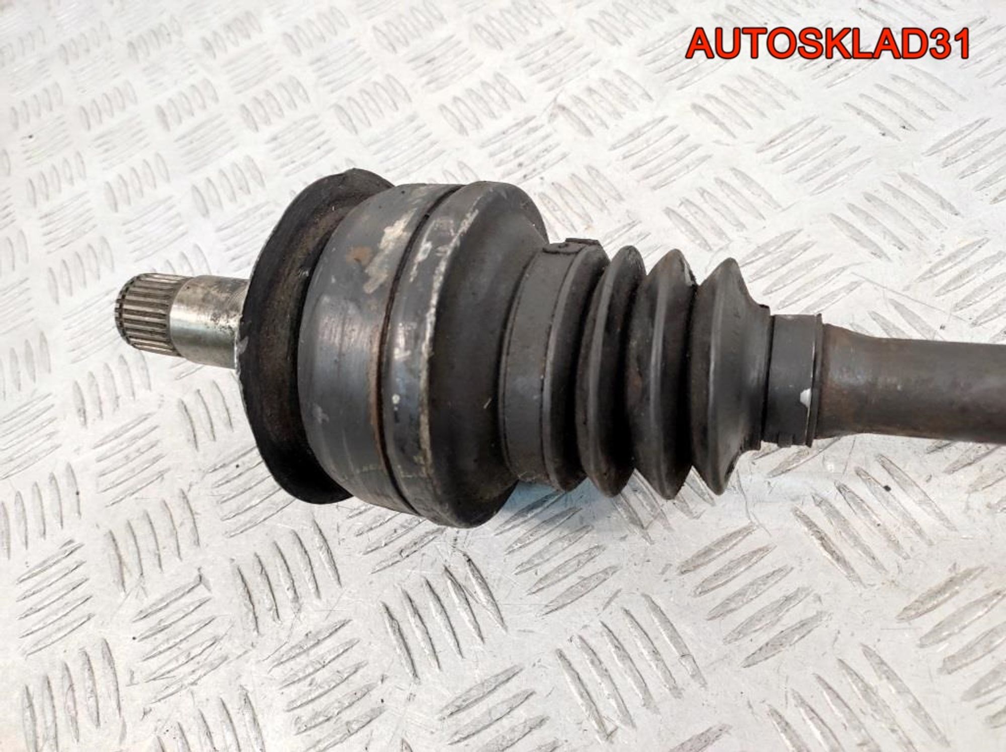 Полуось задняя правая Mercedes W211 A2113570091, 2700 рублей, Дубовое