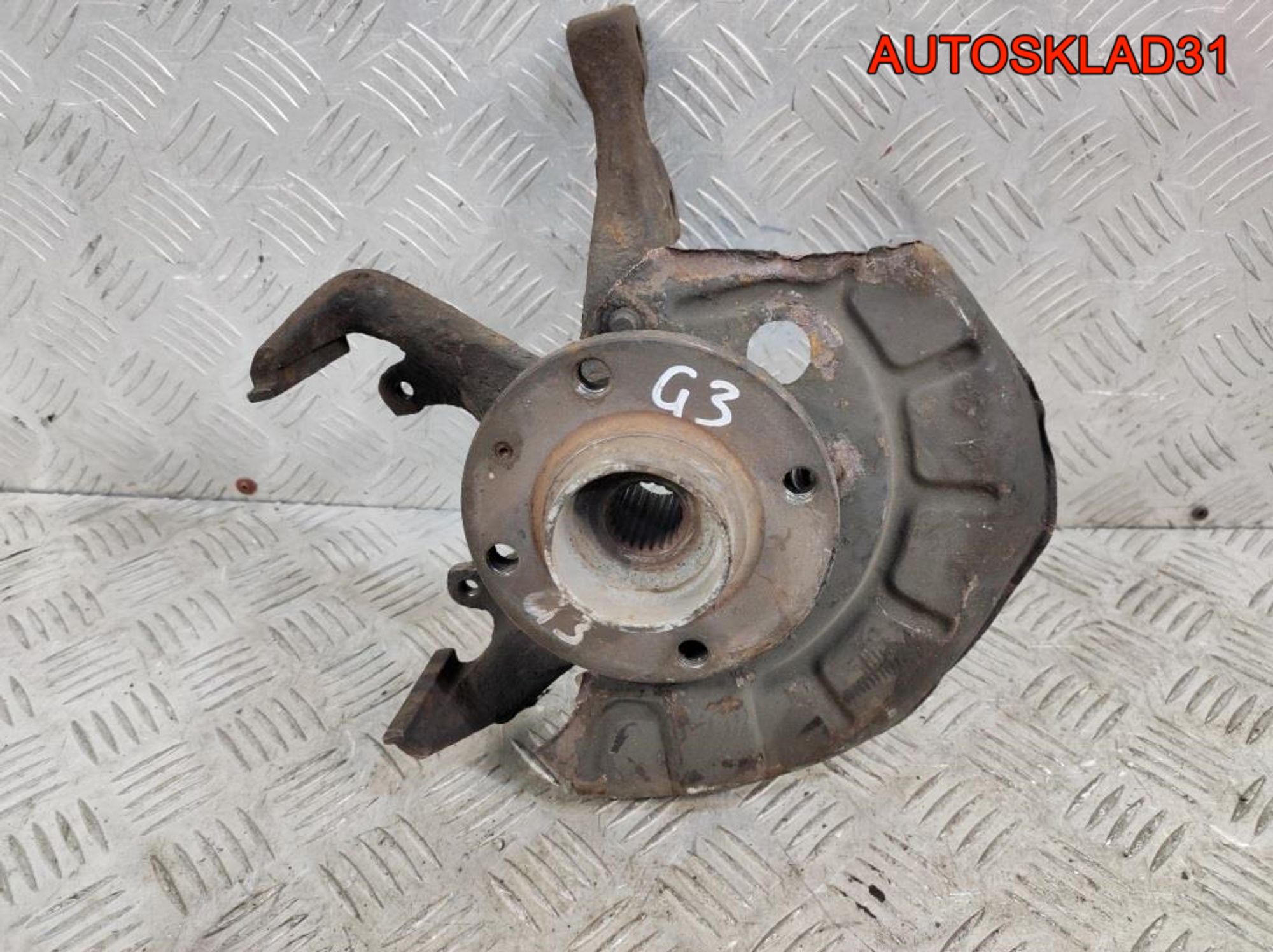 Кулак поворотный передний левый VW Golf 3 191407255C, 1400 рублей, Дубовое