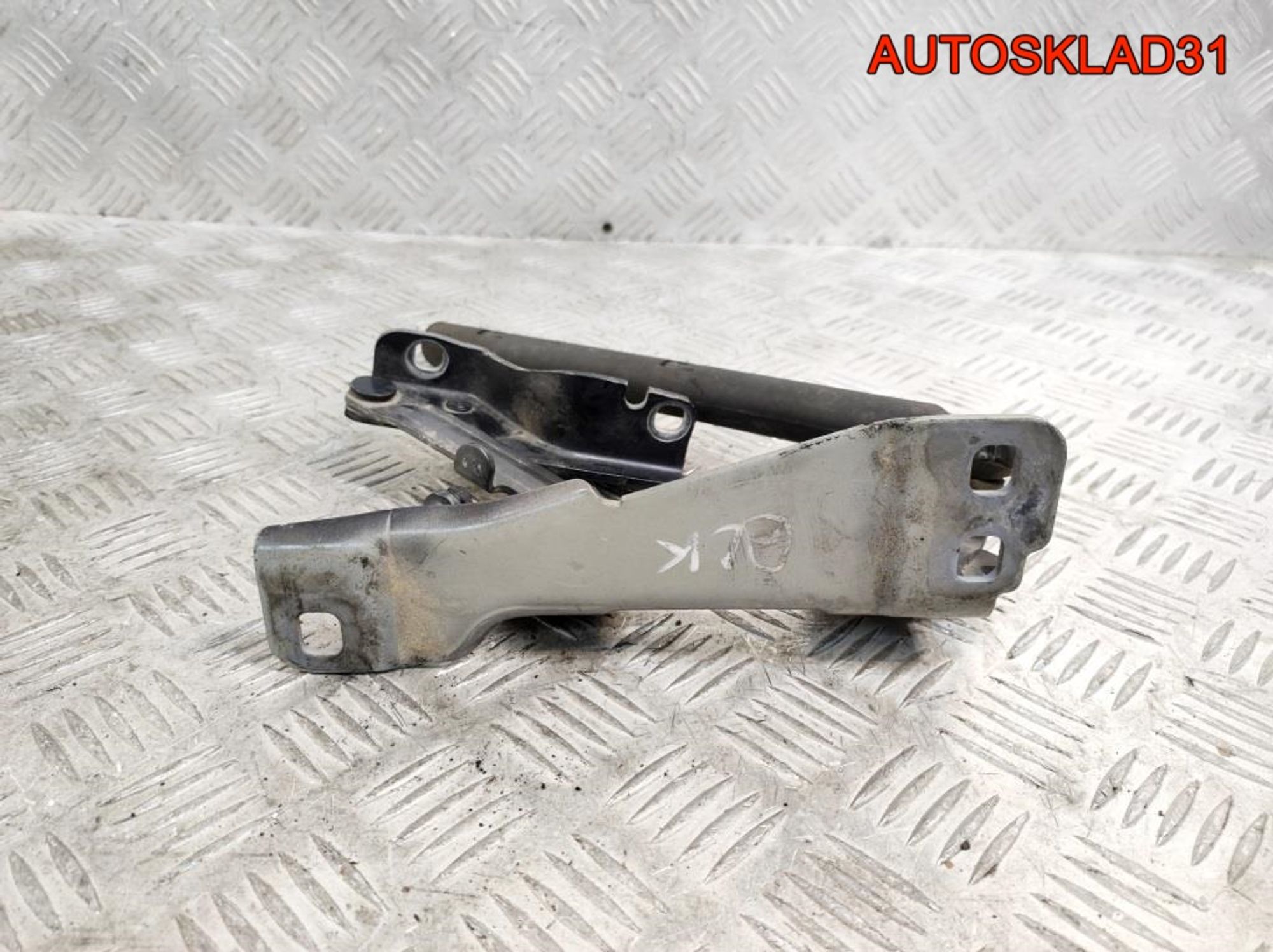 Петля капота правая Mercedes GLK X204 A2048801228, 2300 рублей, Дубовое