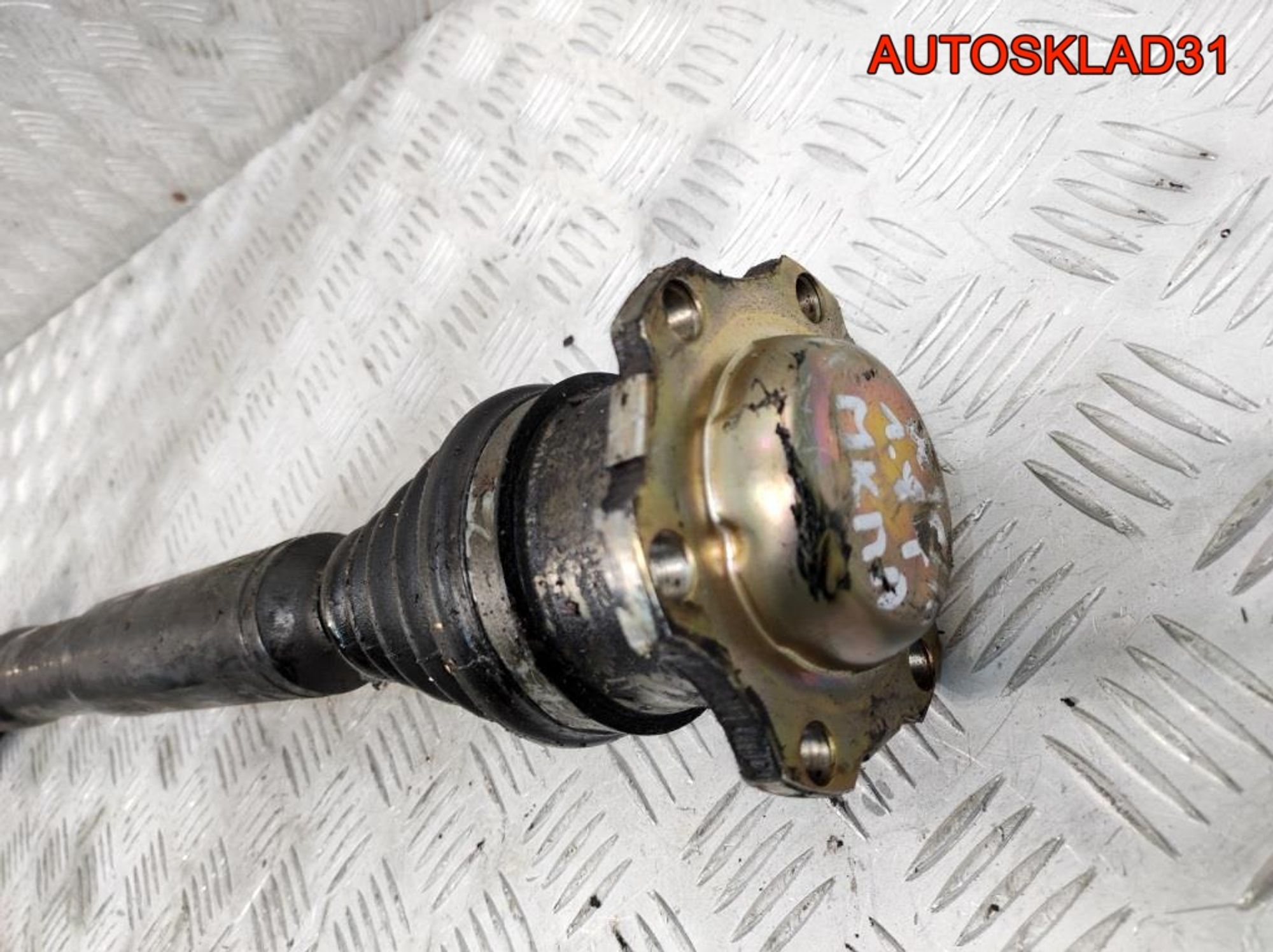 Полуось передняя правая VW Golf 4 1,8 Бензин 1J0407272CT, 4100 рублей, Дубовое