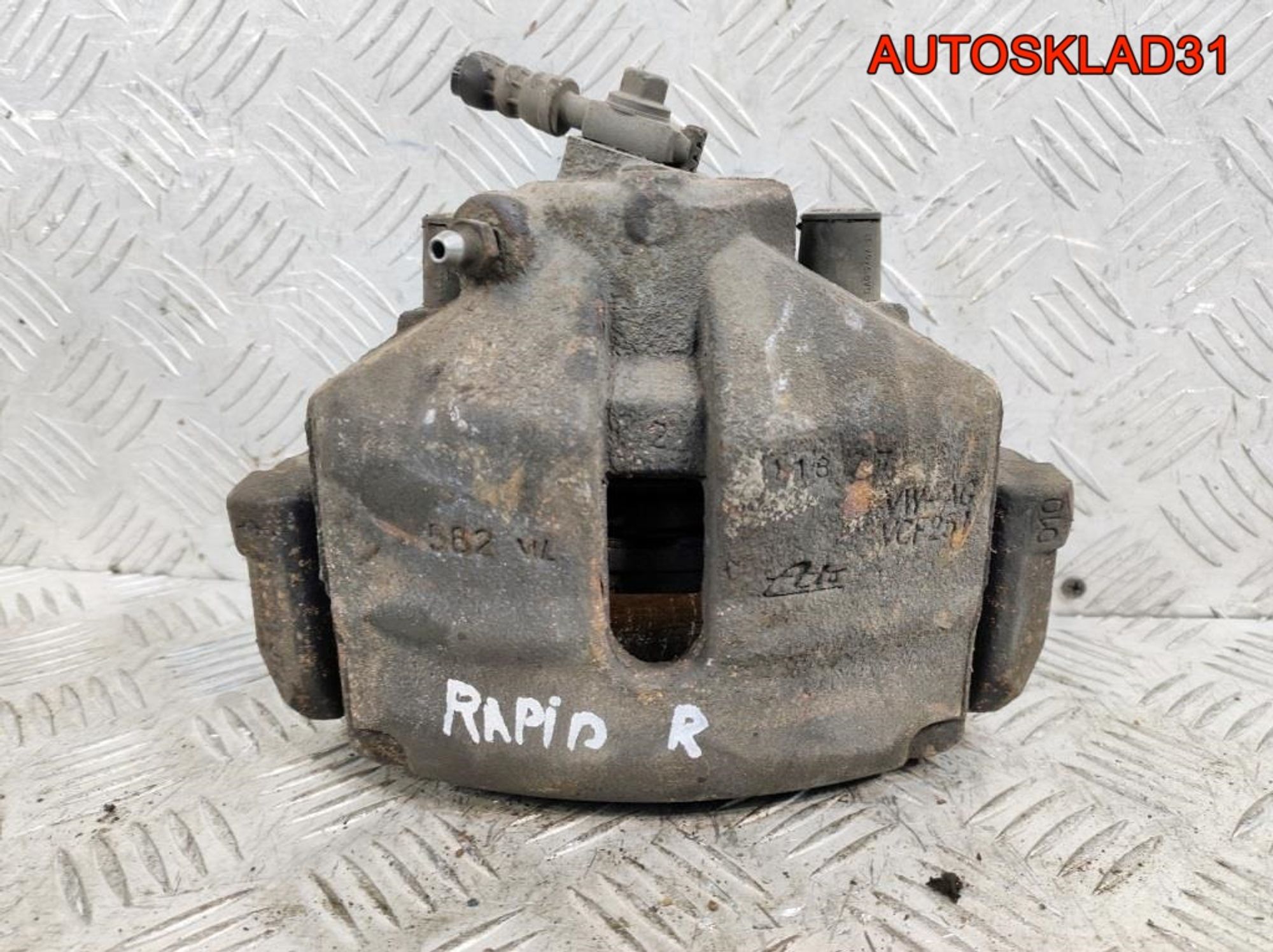 Суппорт тормозной передний правый Skoda Rapid 1K0615124E, 2700 рублей, Дубовое